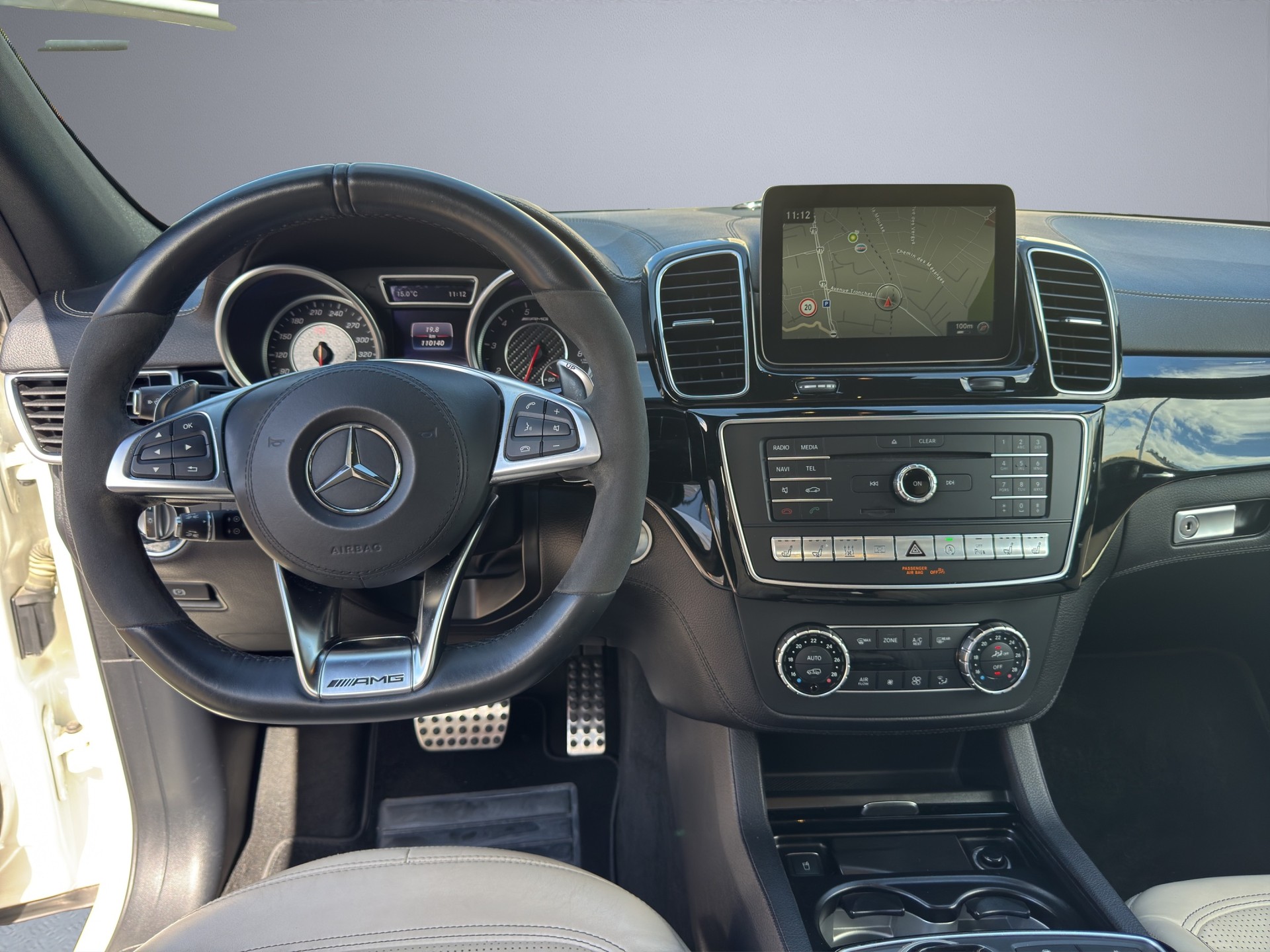 MERCEDES-BENZ GLS 63 AMG 4Matic Speedshift Plus 7G-Tronic-image-12
