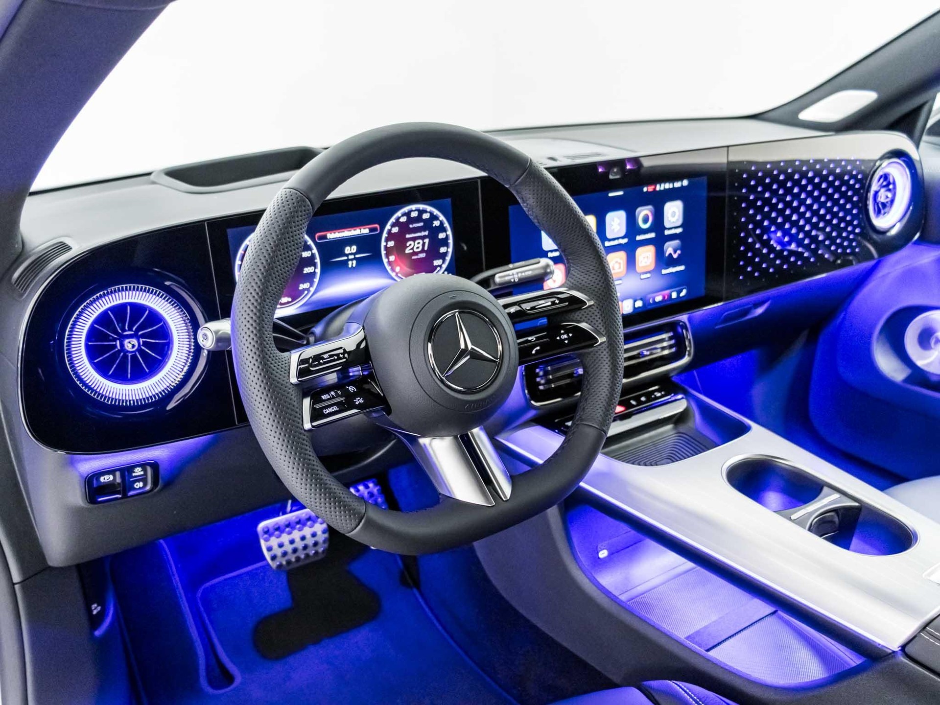 MERCEDES-BENZ CLA 350 4MATIC-image-9