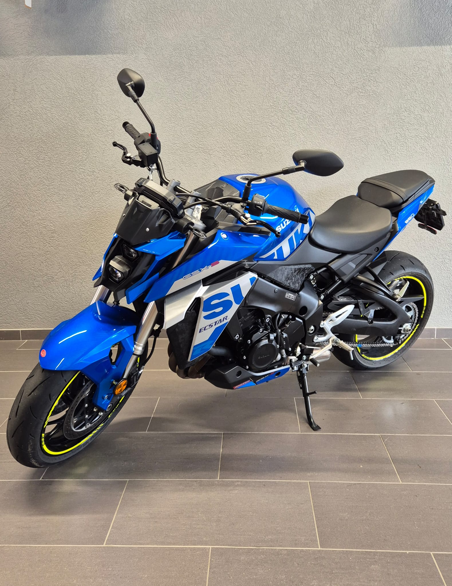 SUZUKI GSX-S 950