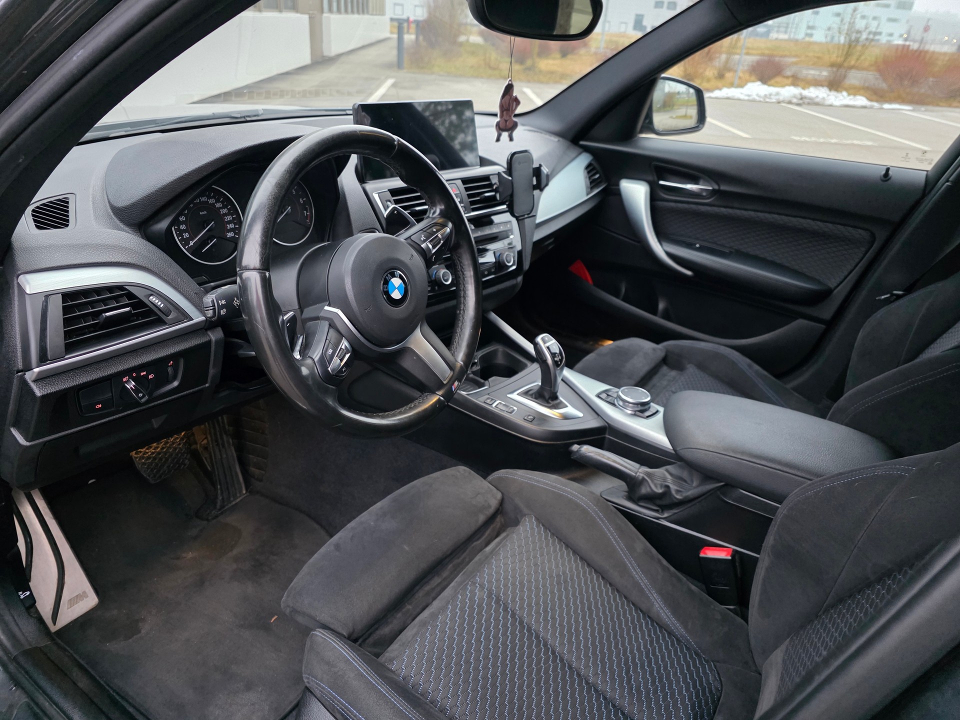 BMW M135i xDrive M-Performance Steptronic Carplay-image-10