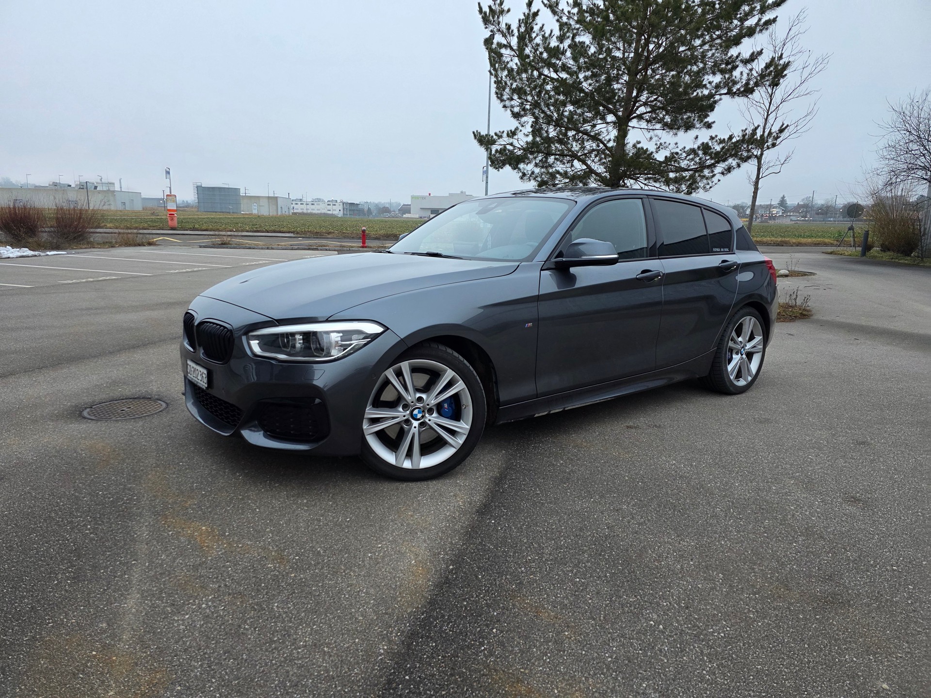BMW M135i xDrive M-Performance Steptronic Carplay-image-0