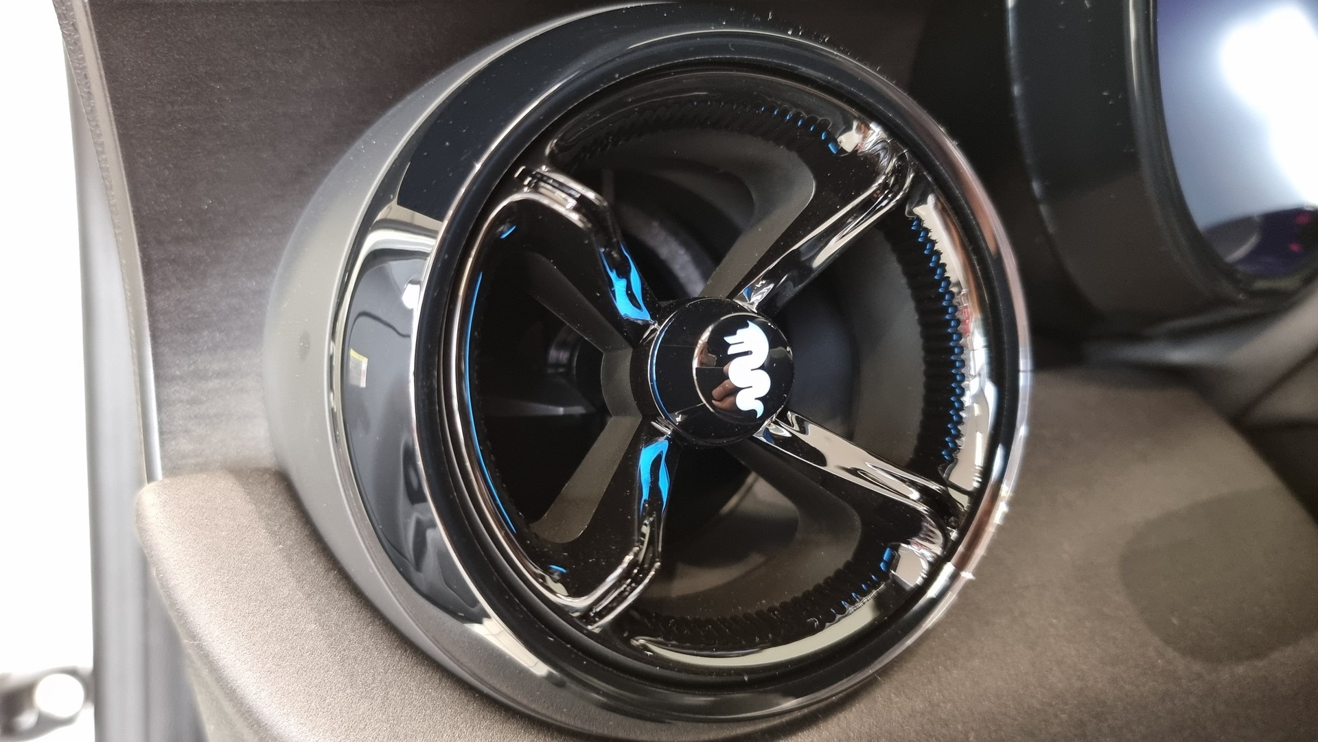 ALFA ROMEO Junior 1.2 Ibrida Speciale-image-8
