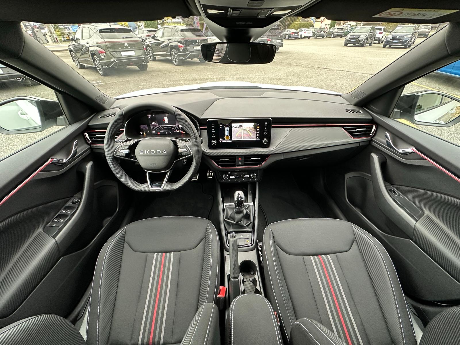 SKODA Kamiq 1.0 TSI Monte Carlo DSG-image-8
