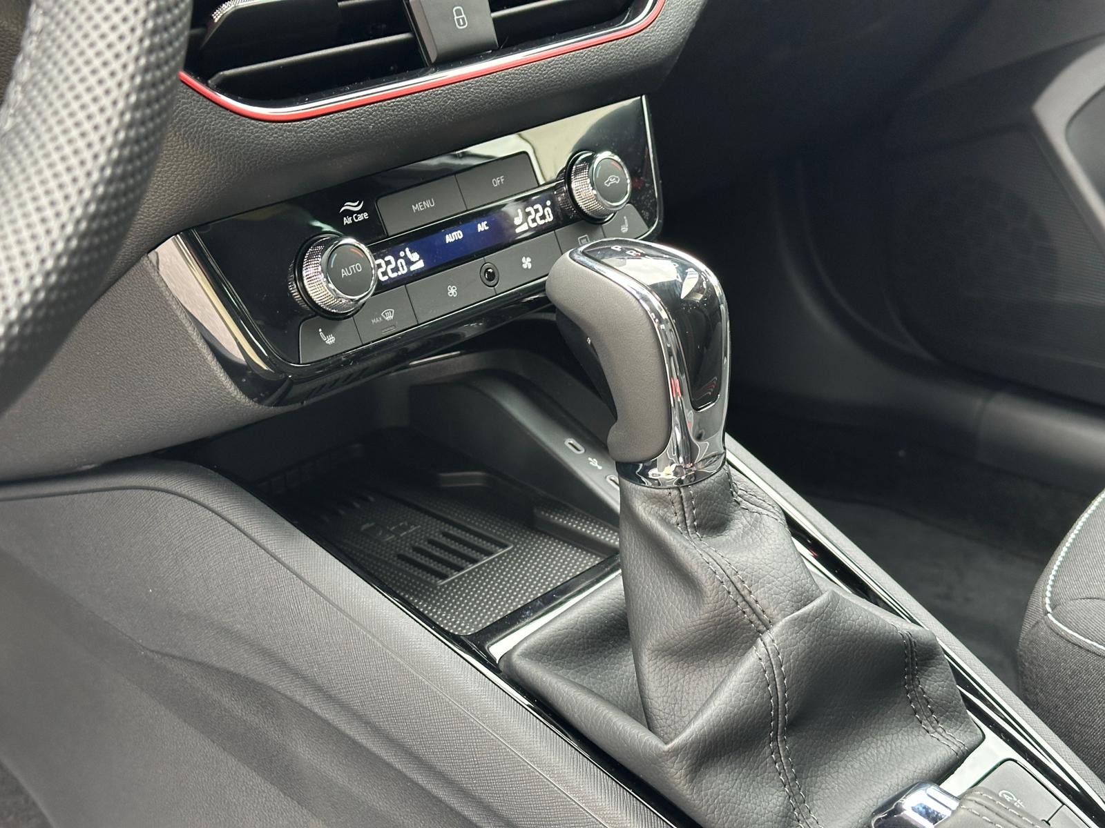 SKODA Kamiq 1.0 TSI Monte Carlo DSG-image-13