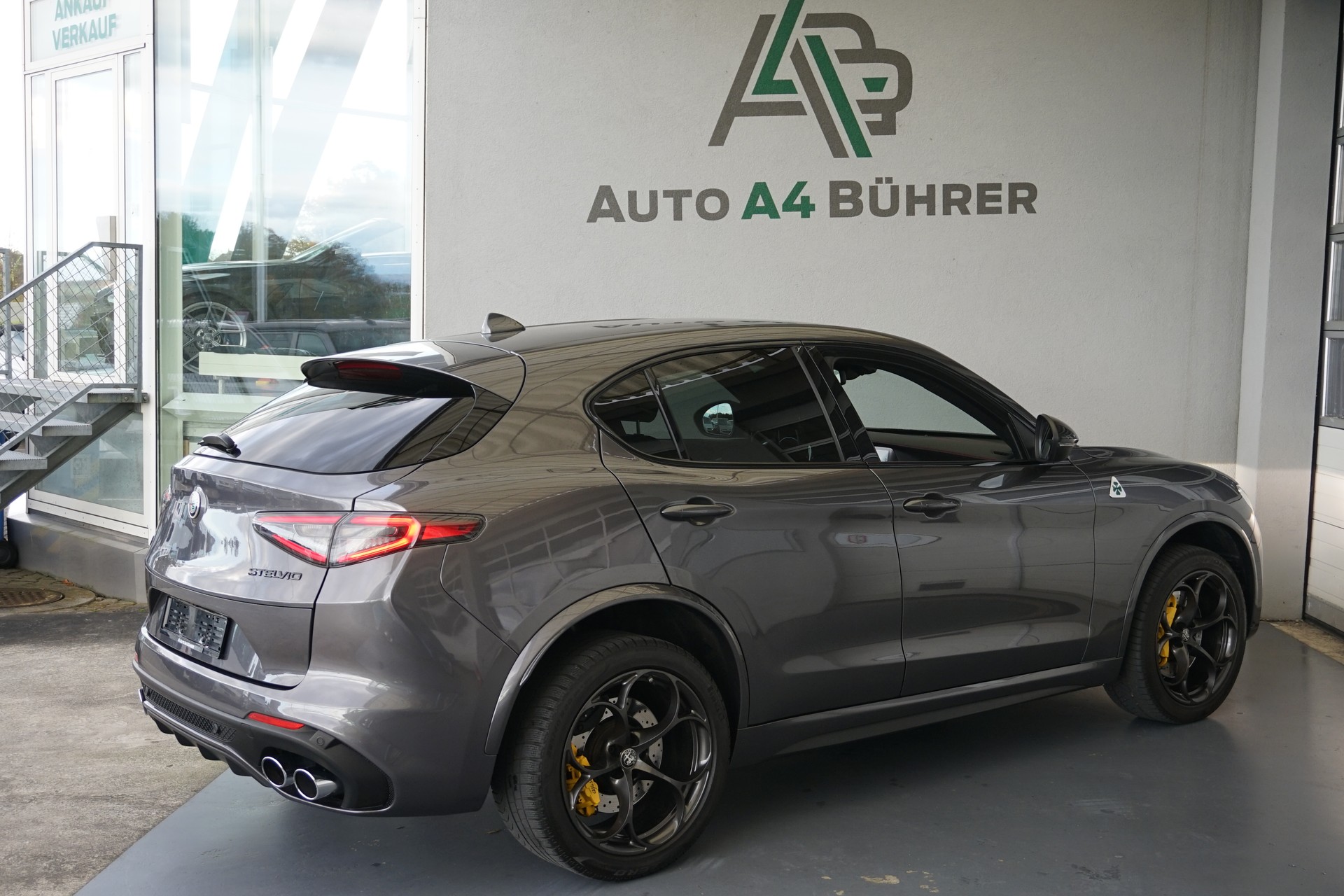 ALFA ROMEO Stelvio 2.9 V6 Quadrifoglio Q4 Automatic 510PS-image-8