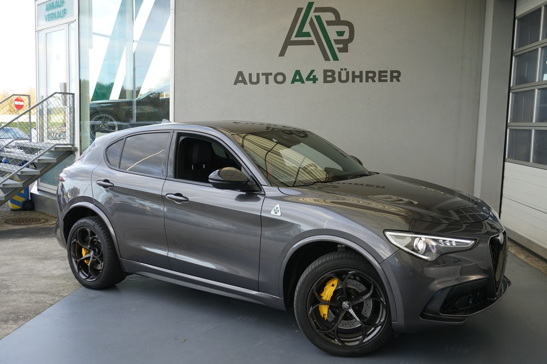 ALFA ROMEO Stelvio 2.9 V6 Quadrifoglio Q4 Automatic 510PS-image-1