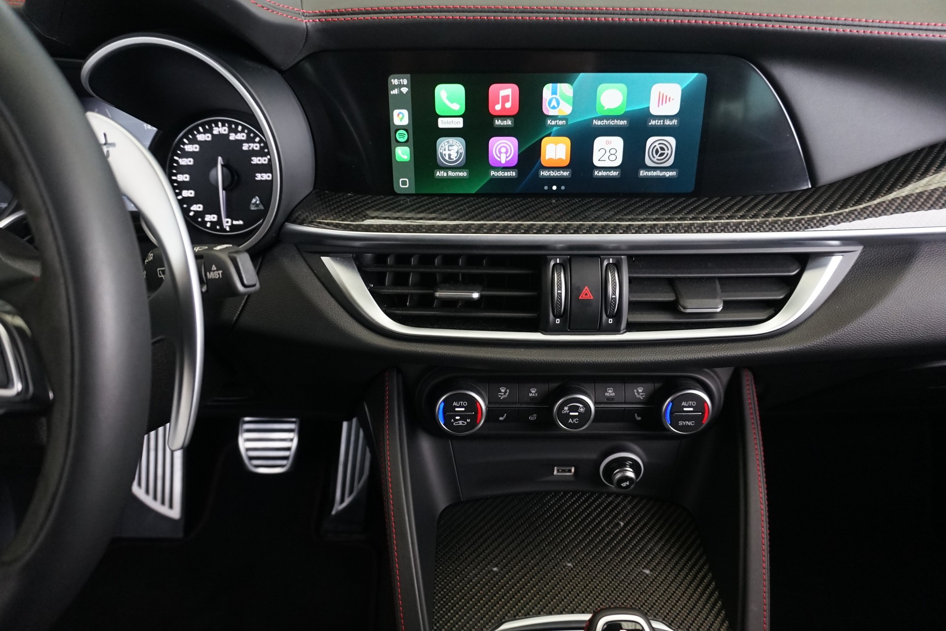 ALFA ROMEO Stelvio 2.9 V6 Quadrifoglio Q4 Automatic 510PS-image-15
