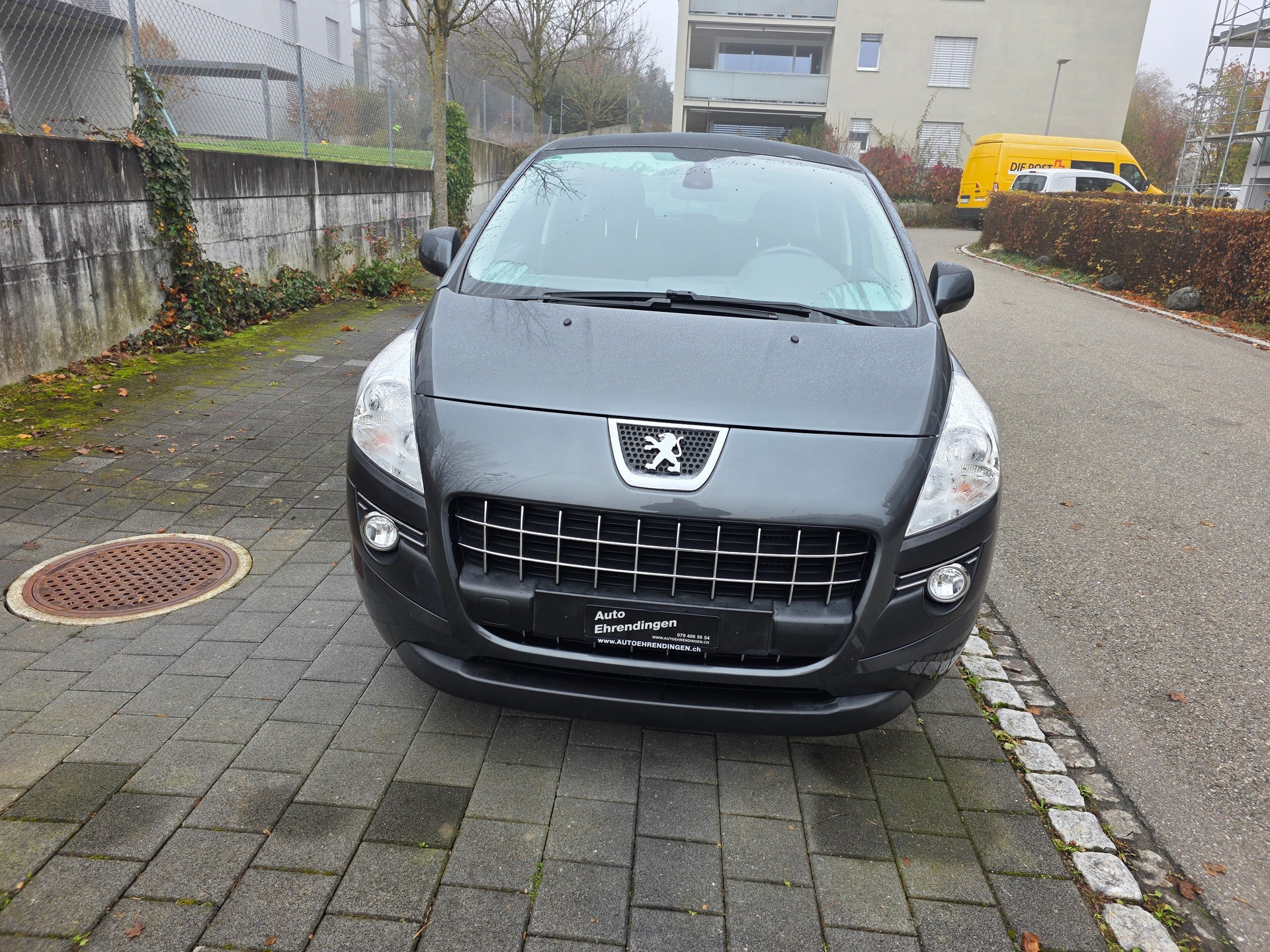 PEUGEOT 3008 2.0 HDI Business-image-1