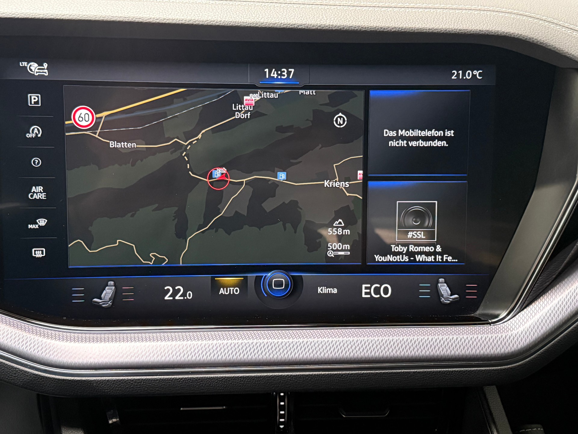 VW Touareg 3.0 TDI R Line Tiptronic-image-13