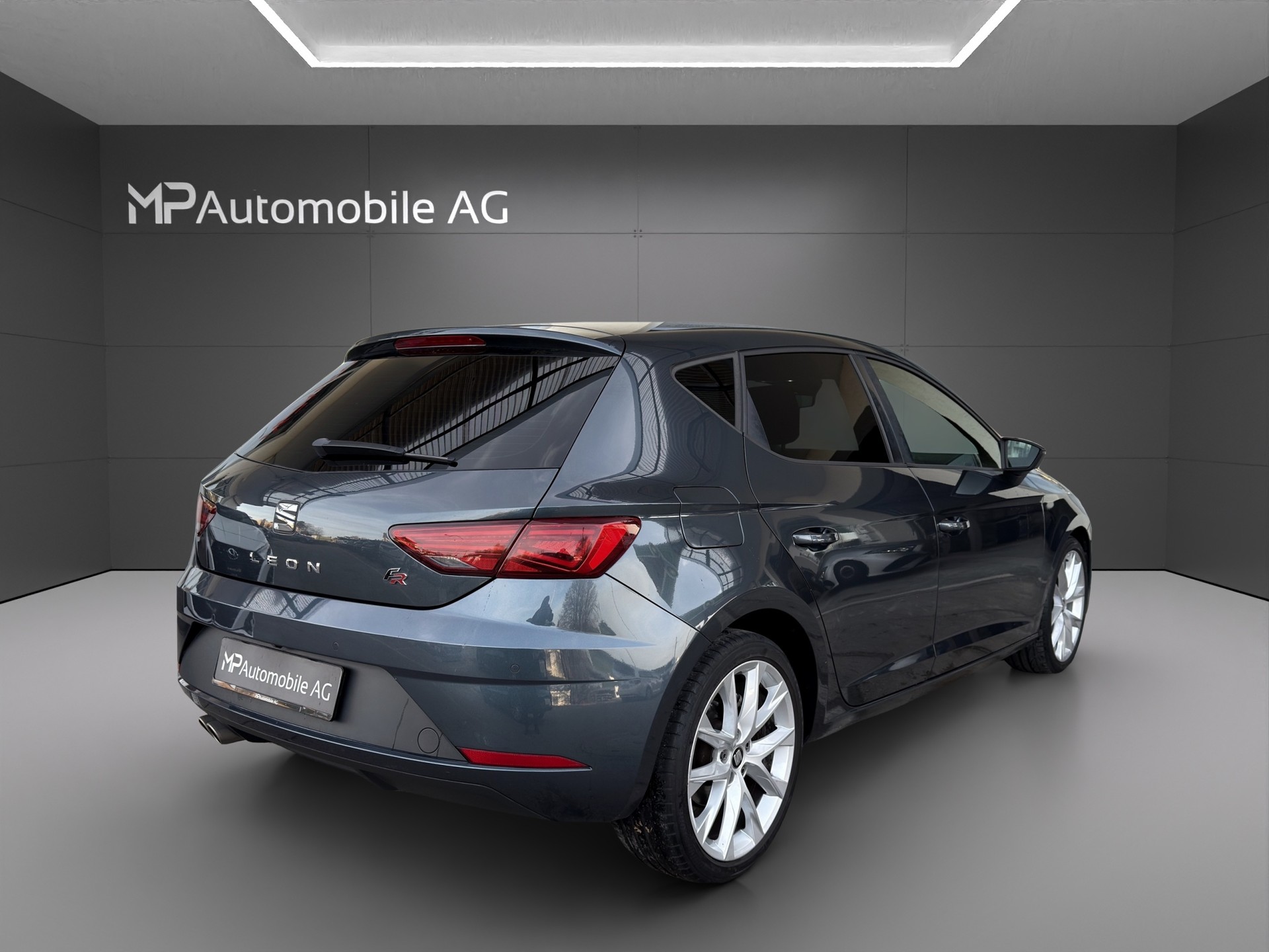 SEAT Leon 1.5 TSI EVO FR ACT FR-image-2