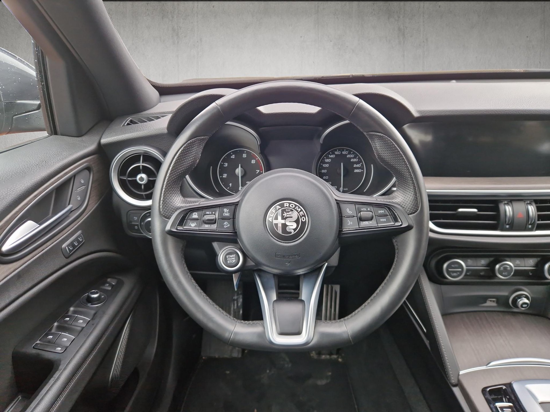 ALFA ROMEO Stelvio 2.0 Q4 280 Ti 20-image-10