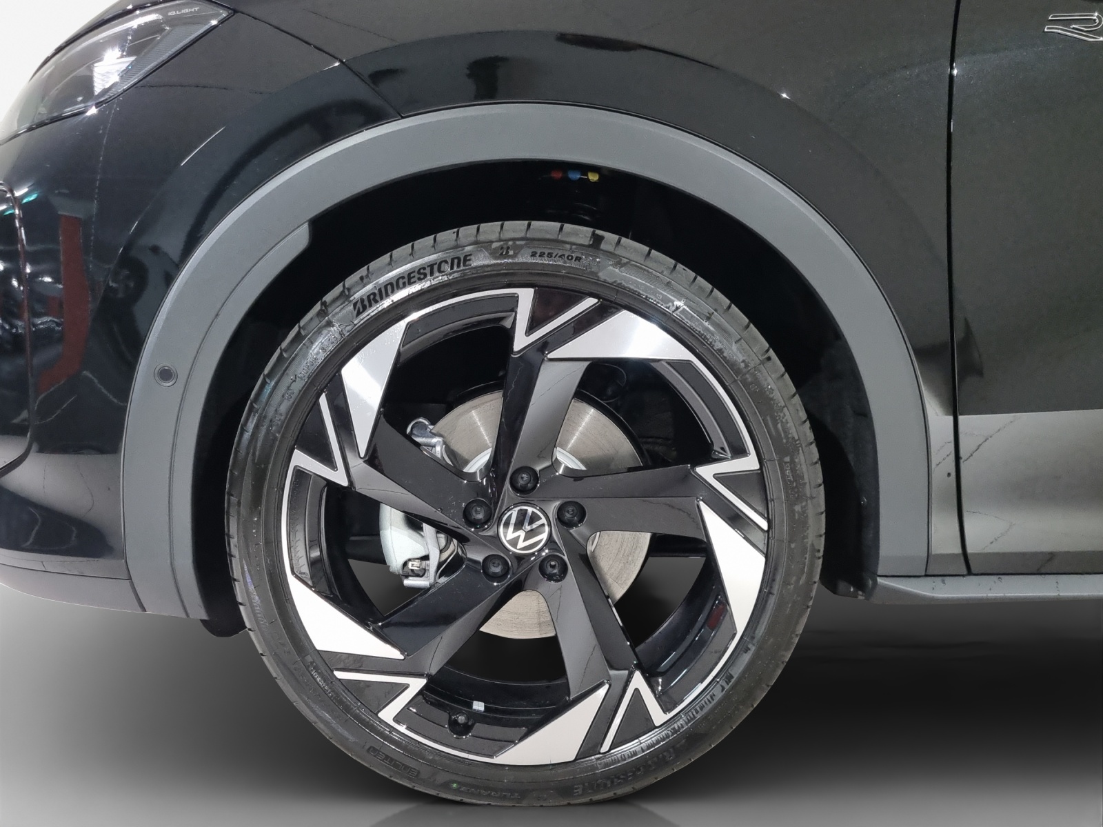 VW T-Roc 1.5 eTSI mHEV R-Line DSG-image-13
