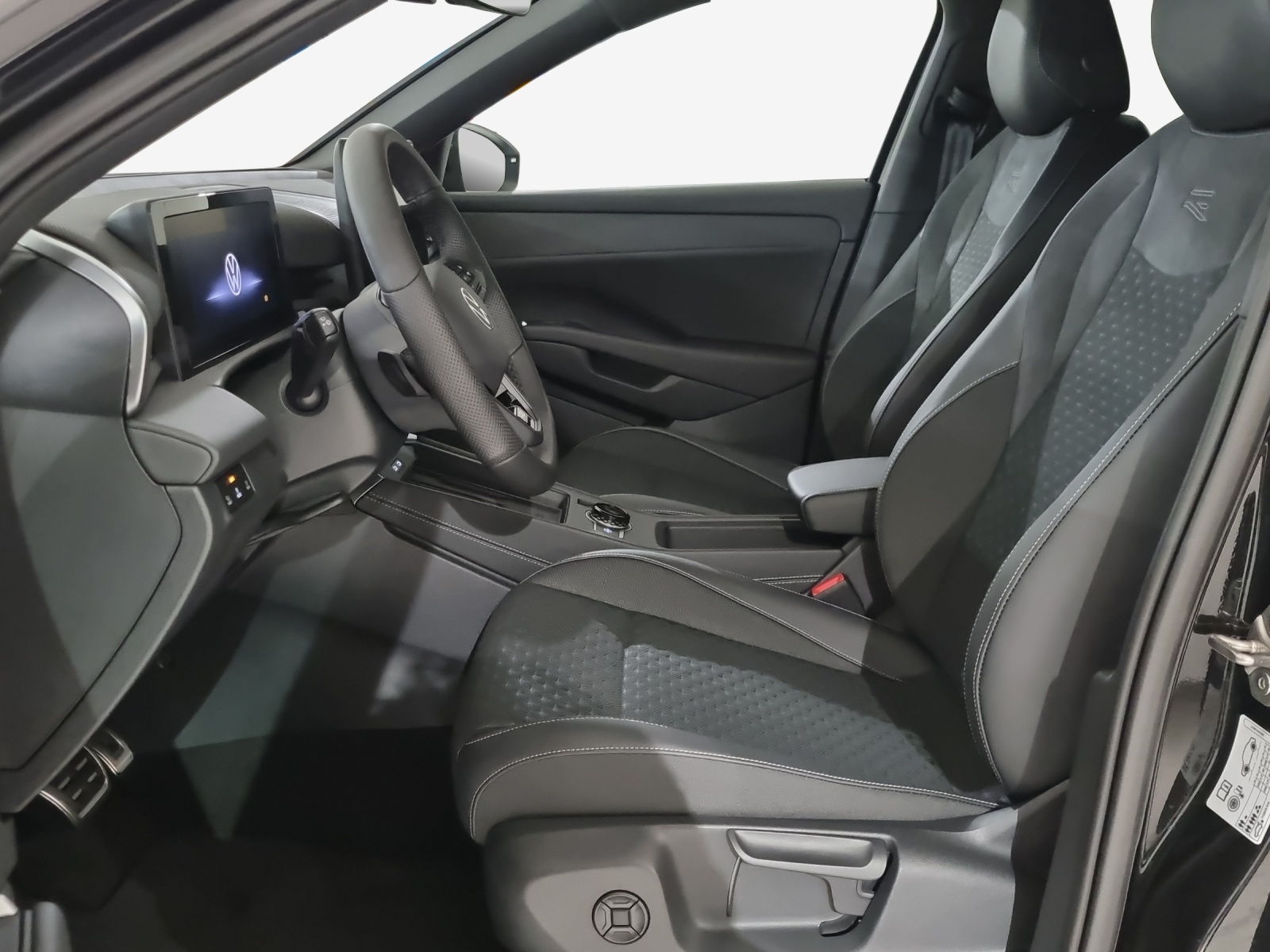 VW T-Roc 1.5 eTSI mHEV R-Line DSG-image-7