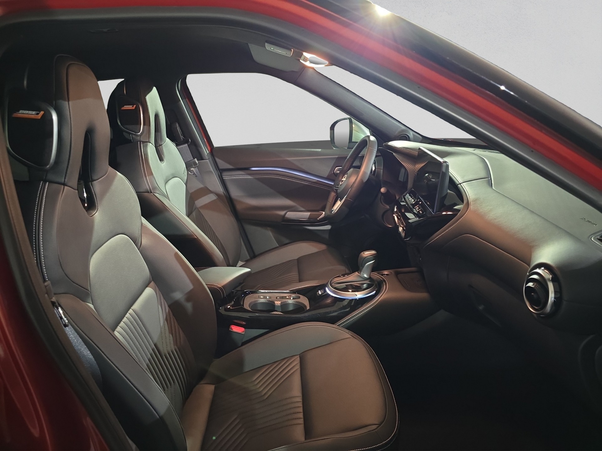 NISSAN Juke 1.6 FHEV Tekna-image-12