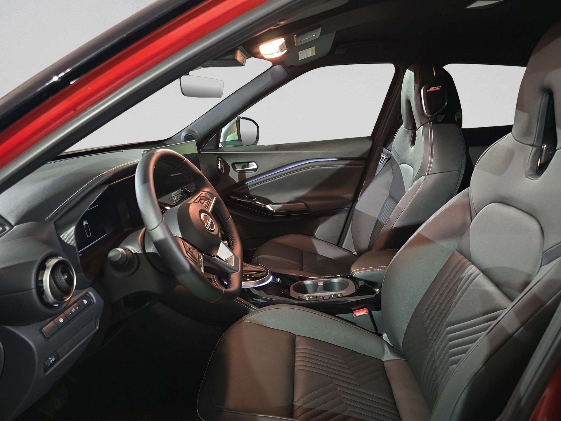 NISSAN Juke 1.6 FHEV Tekna-image-8