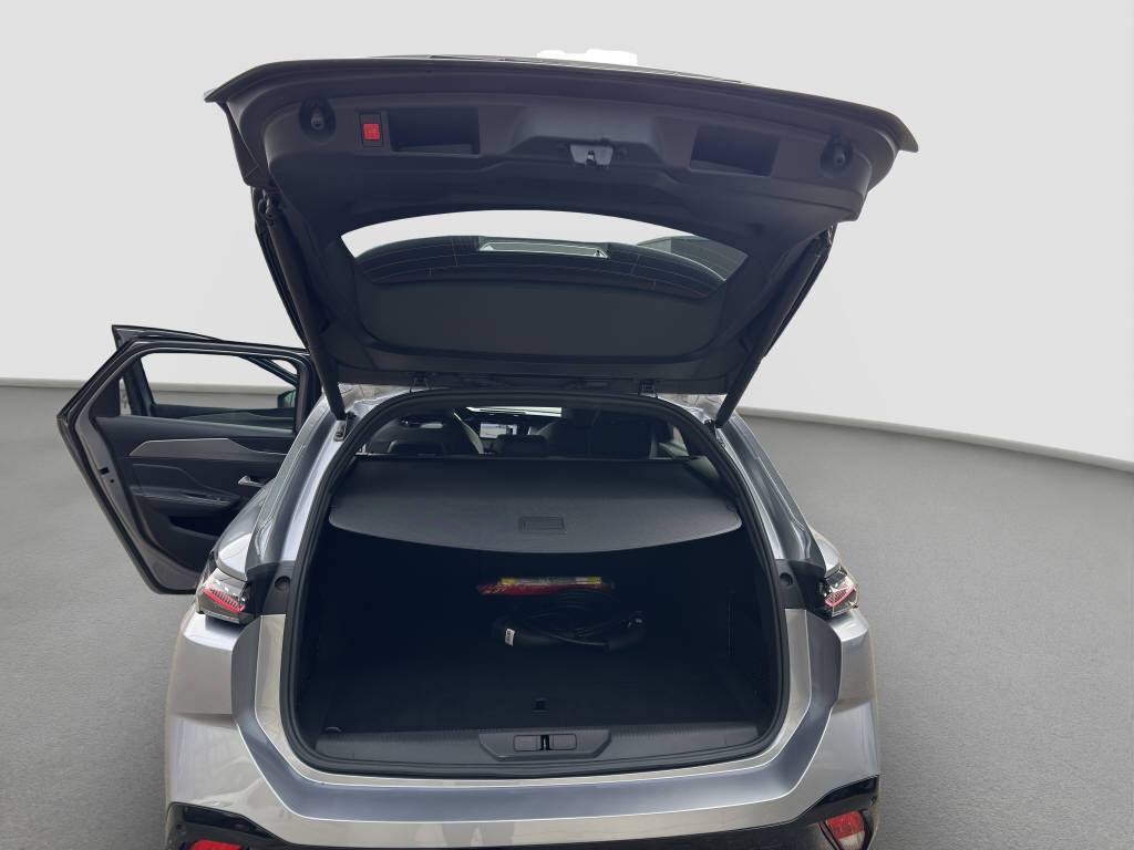 PEUGEOT 308 SW 1.6 PHEV 180 GT-image-13