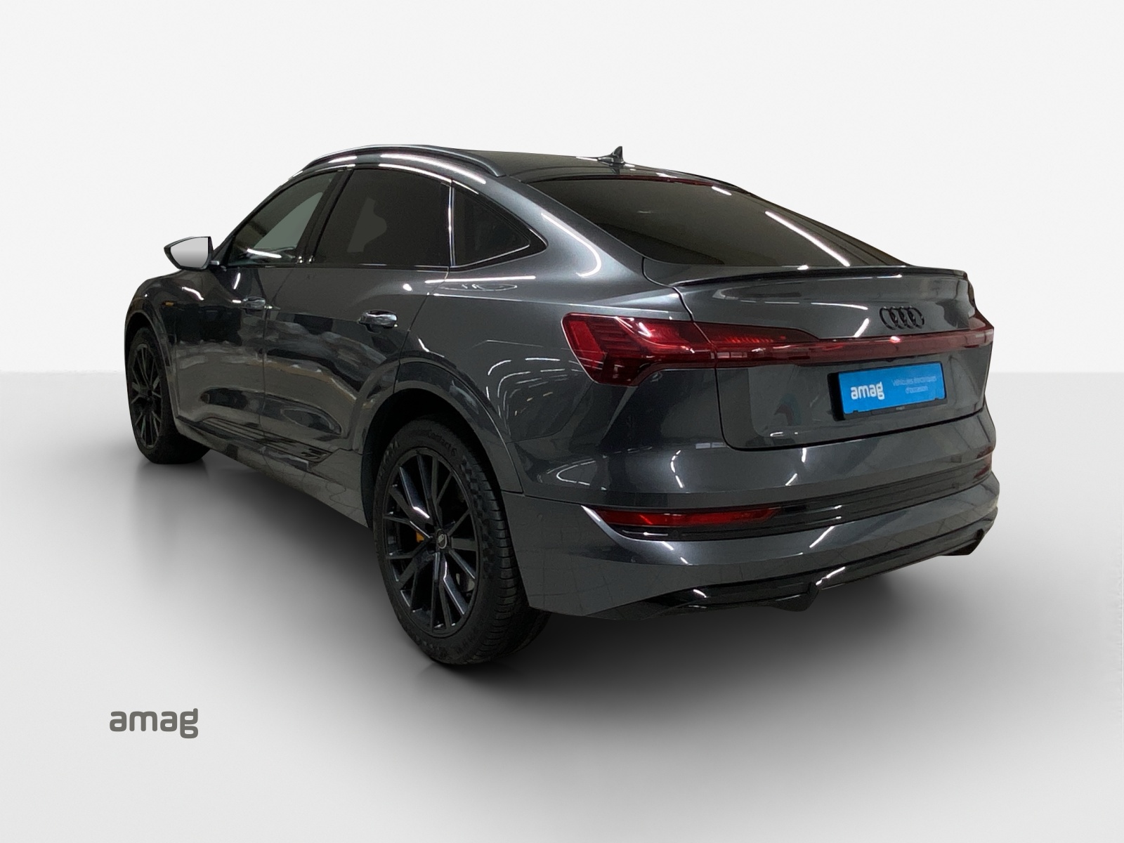 AUDI e-tron 55 Sportback S Line Black Edition quattro-image-2