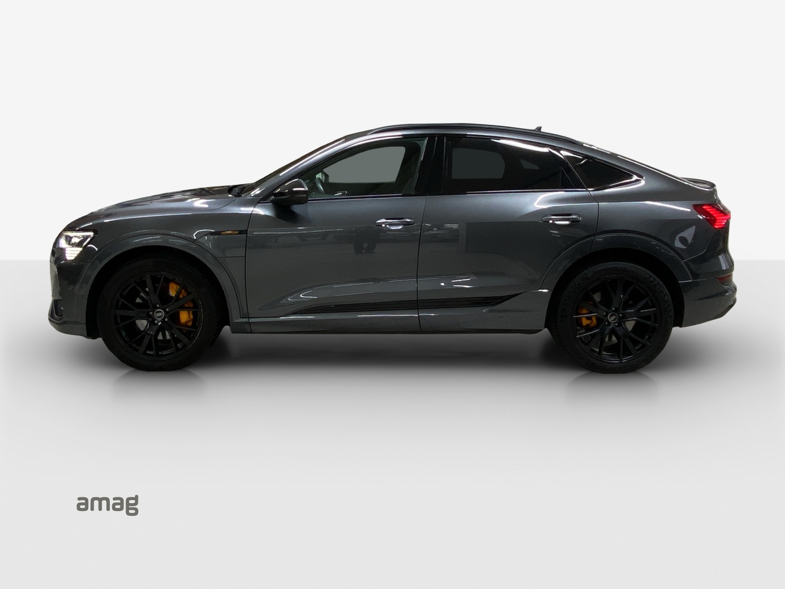 AUDI e-tron 55 Sportback S Line Black Edition quattro-image-1