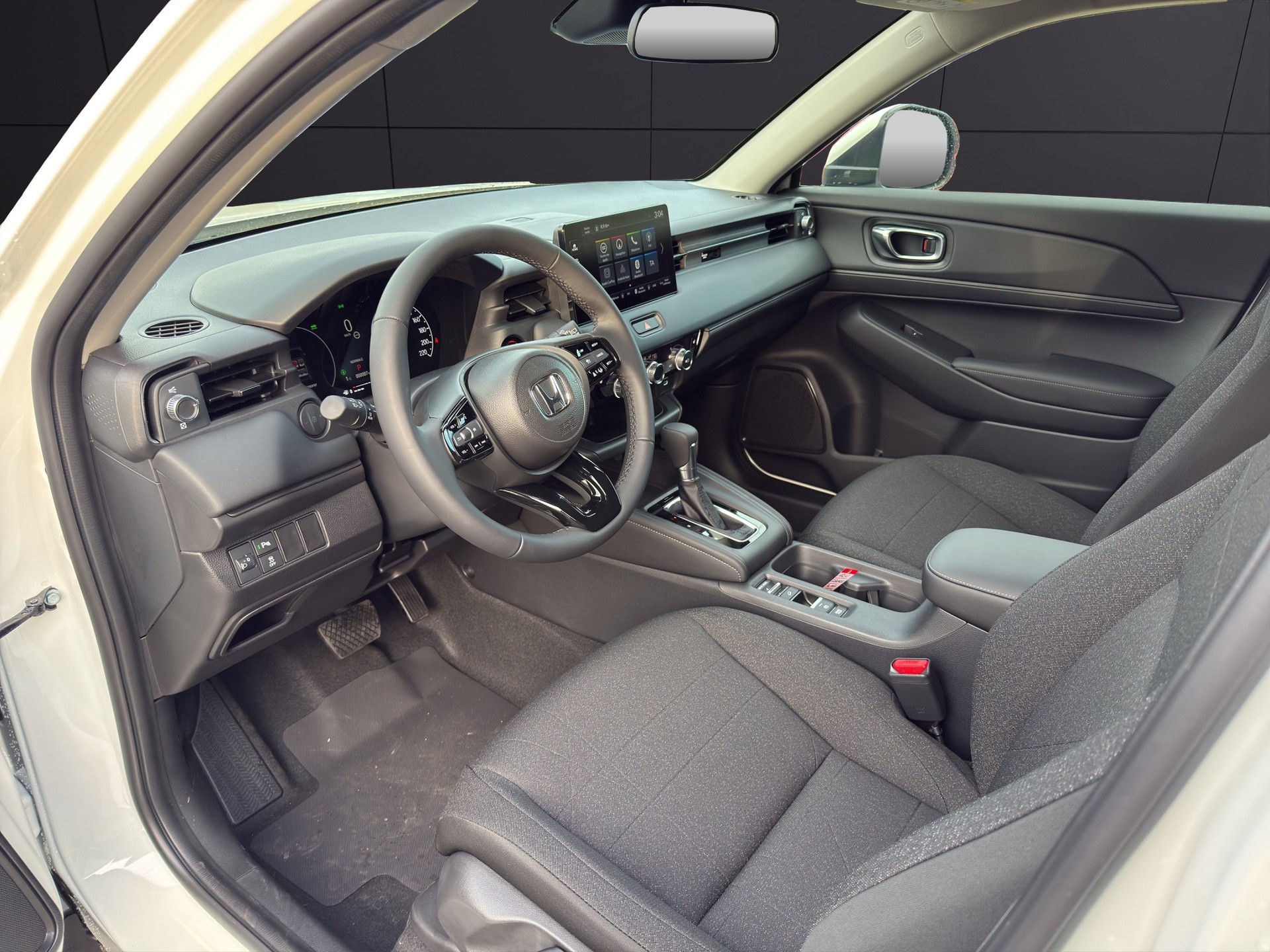 HONDA HR-V 1.5i-MMD Elegance CVT-image-13
