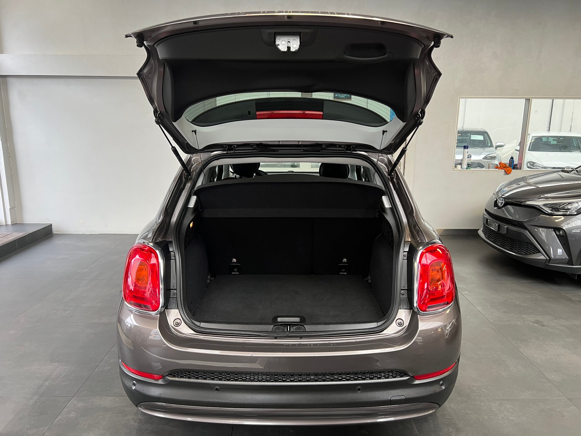 FIAT 500X 1.4T Lounge-image-9
