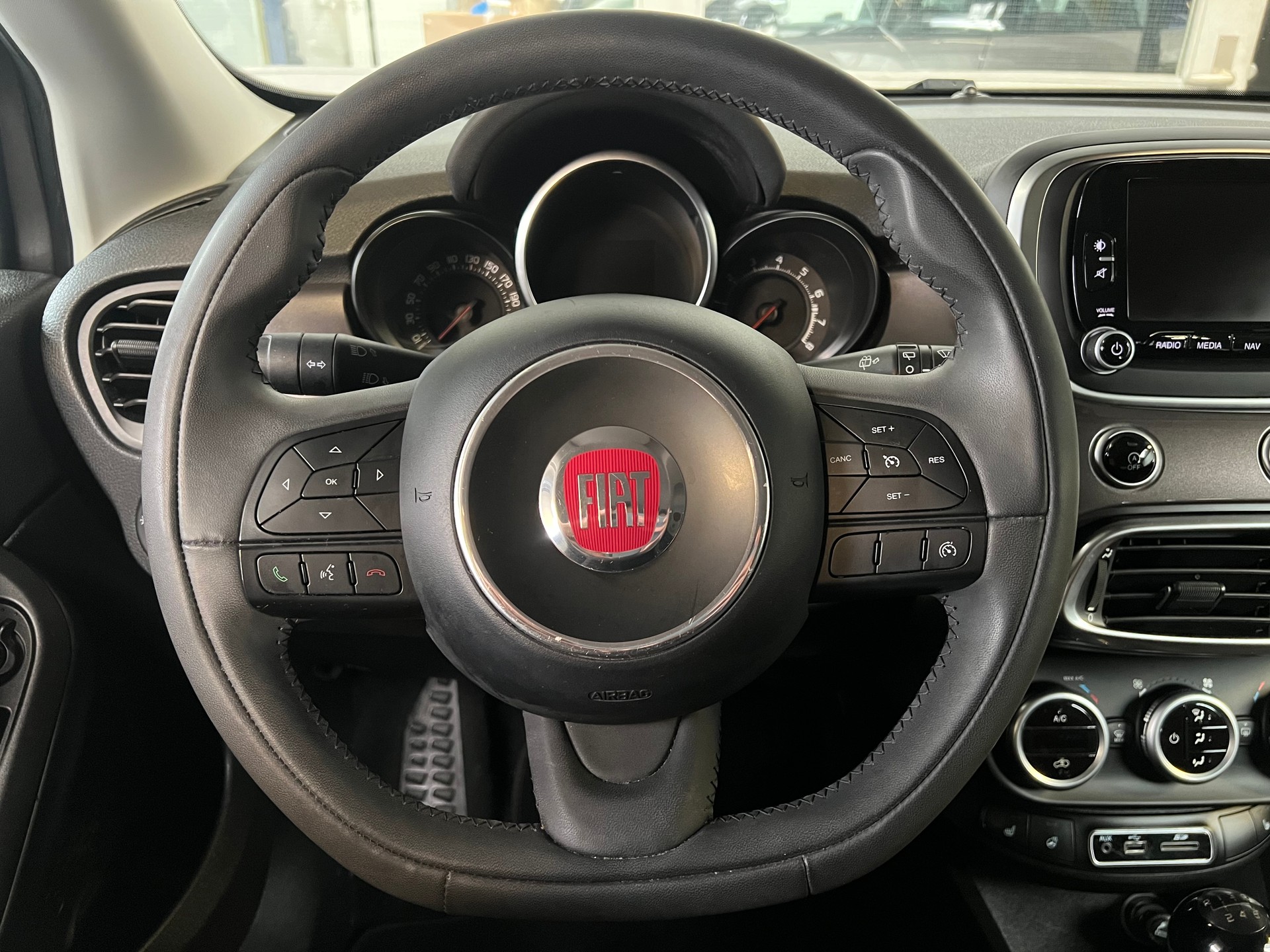 FIAT 500X 1.4T Lounge-image-6