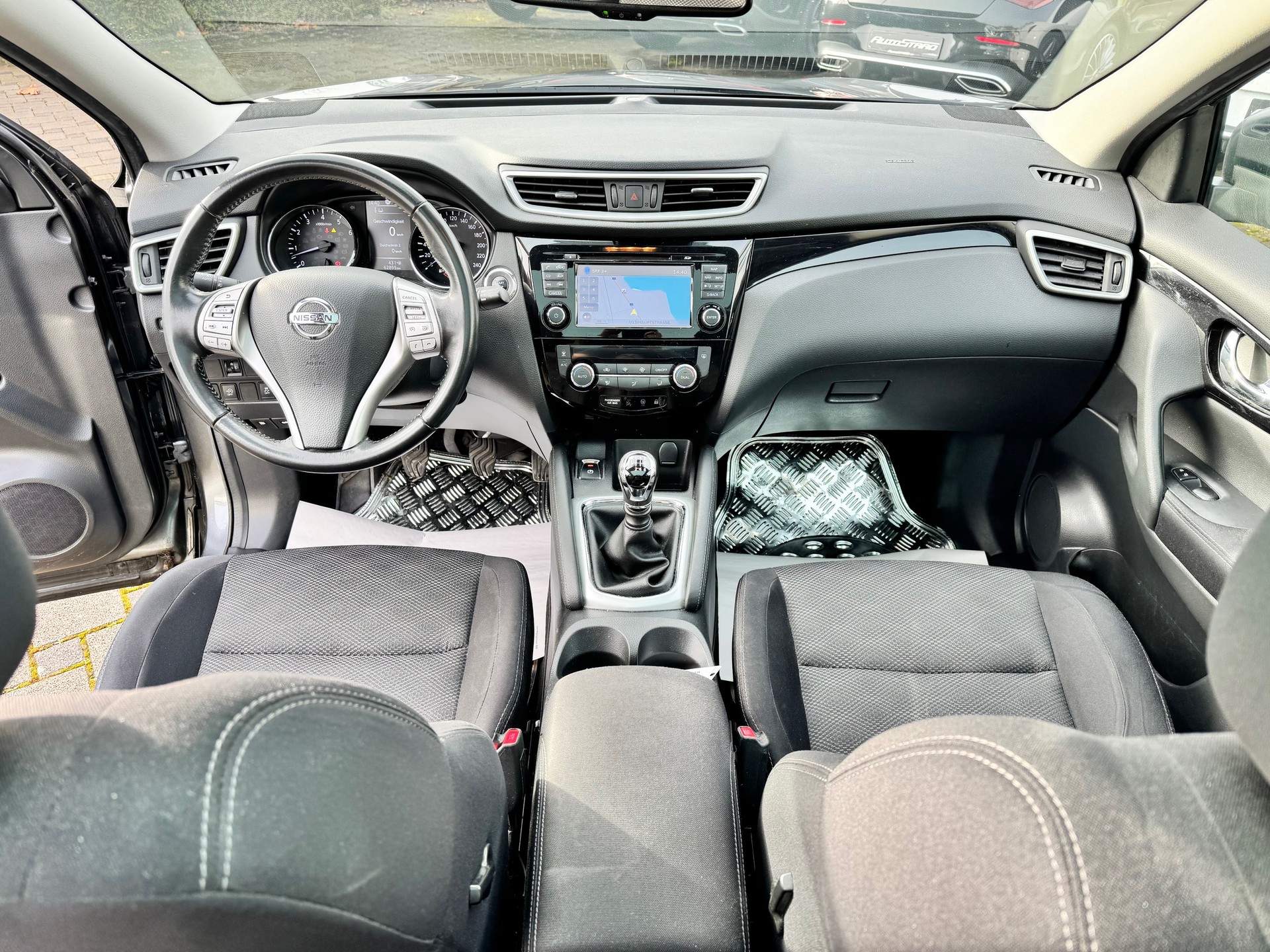 NISSAN Qashqai 1.6 DIG-T acenta-image-7