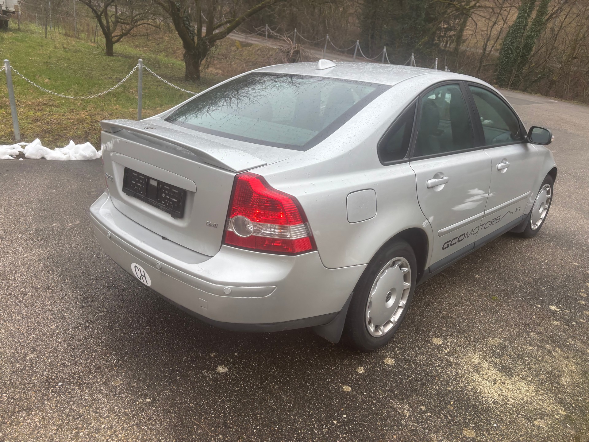 VOLVO S40 2.4I Momentum-image-1