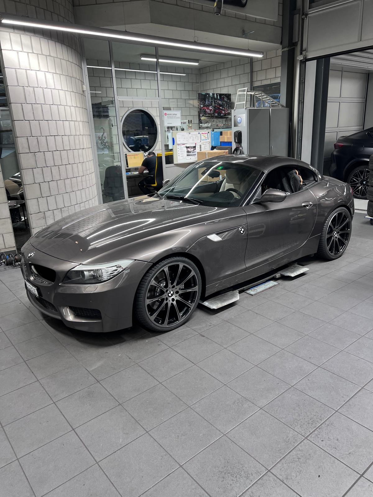 BMW Z4 sDrive35i DKG — slika 1