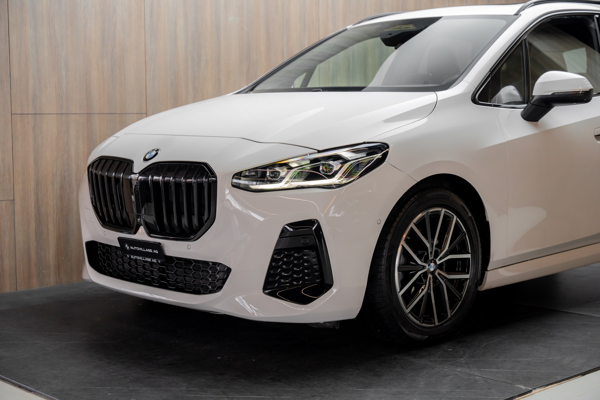 BMW 218d Active Tourer M Sport DKG-image-27