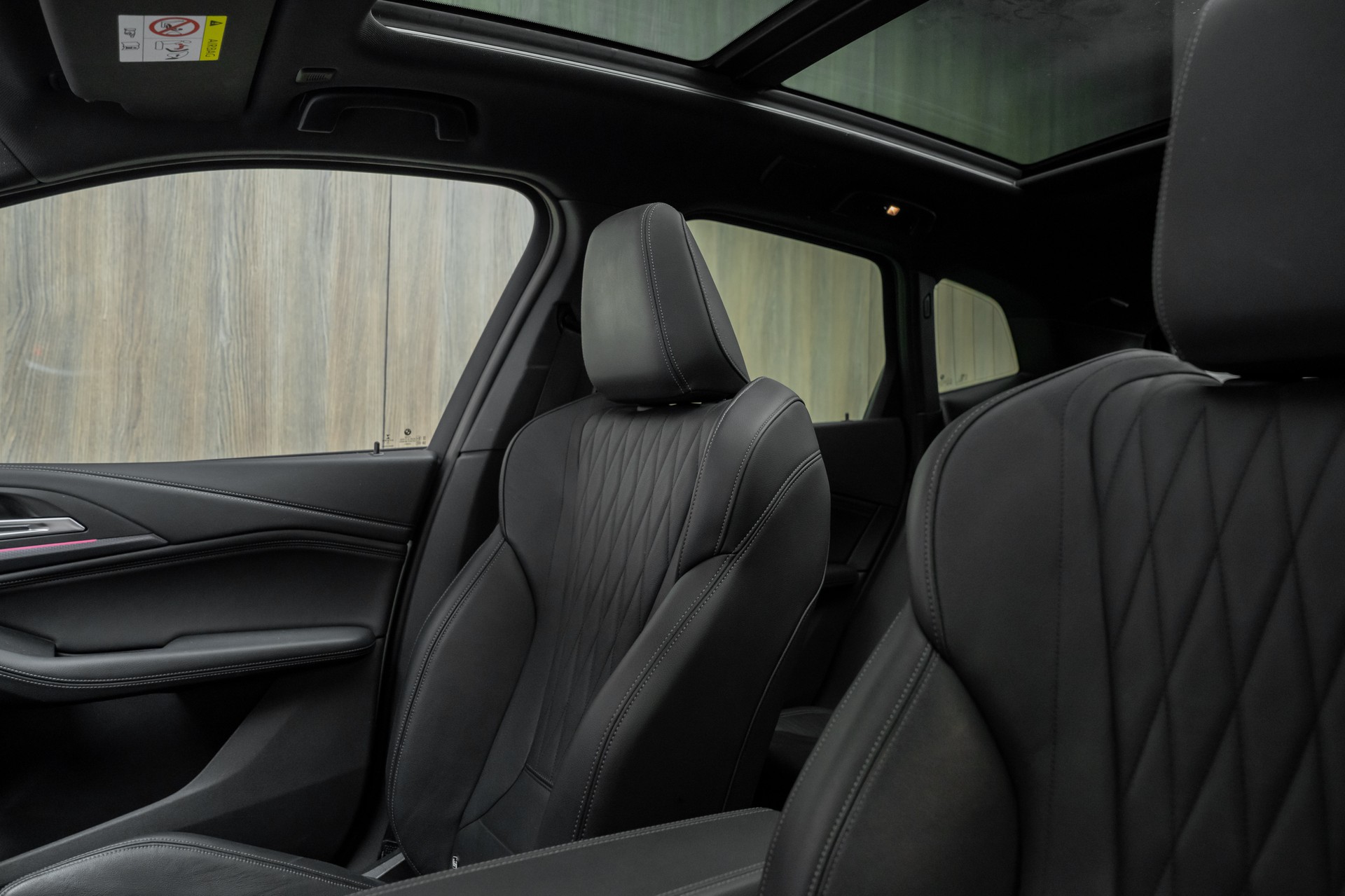BMW 218d Active Tourer M Sport DKG-image-6
