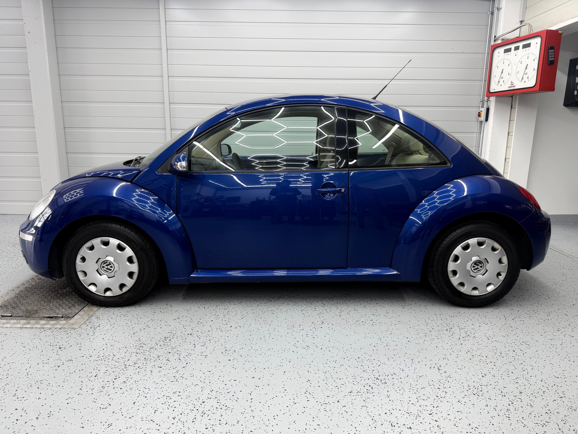 VW Beetle 1.4-image-2