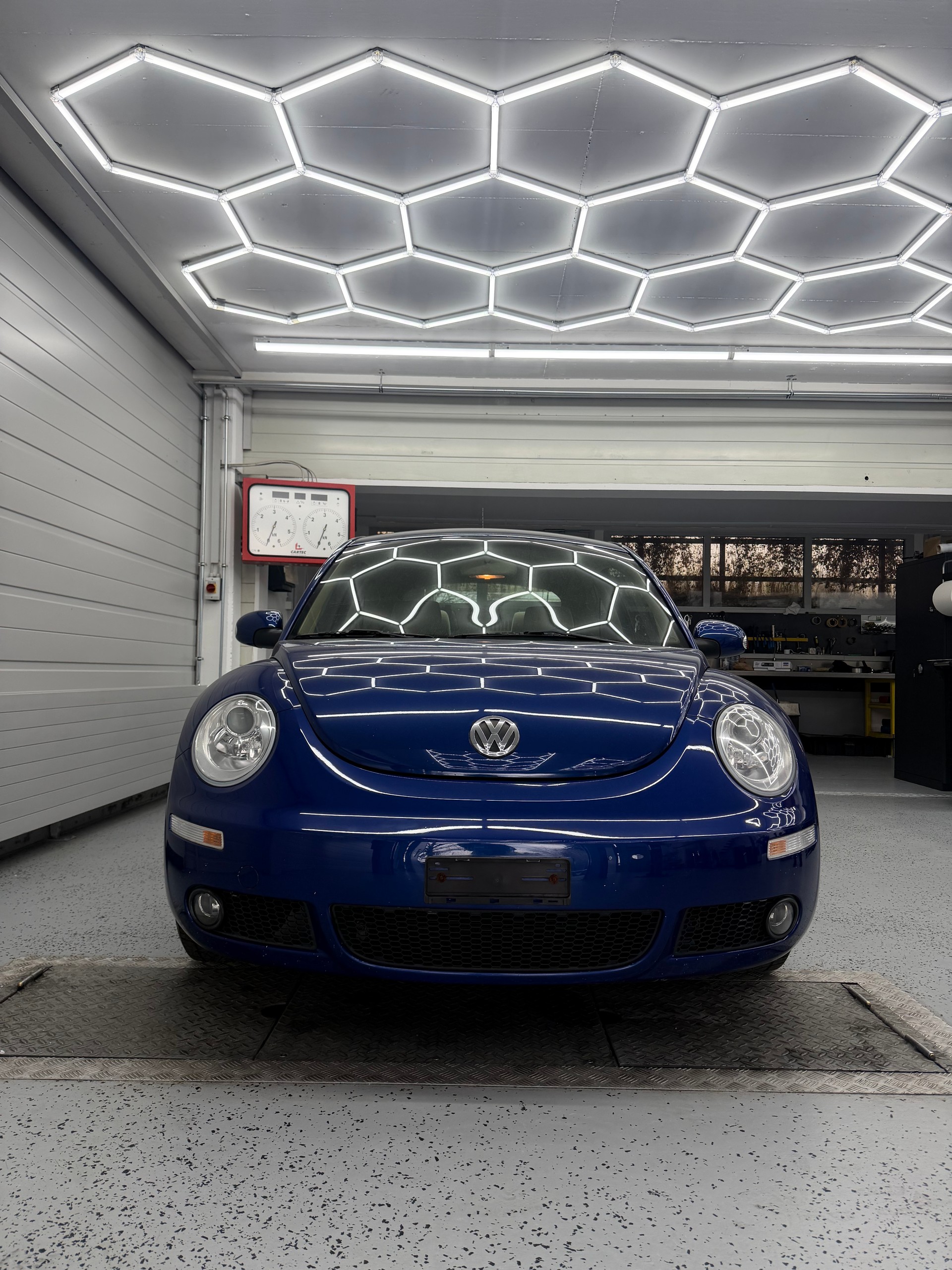VW Beetle 1.4-image-1