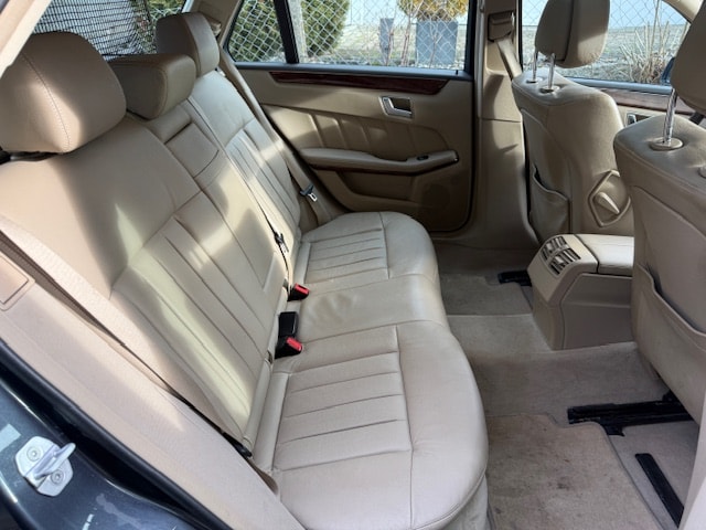 MERCEDES-BENZ E 250 CDI BlueEfficiency Elégance 4Matic 7G-Tronic-image-5