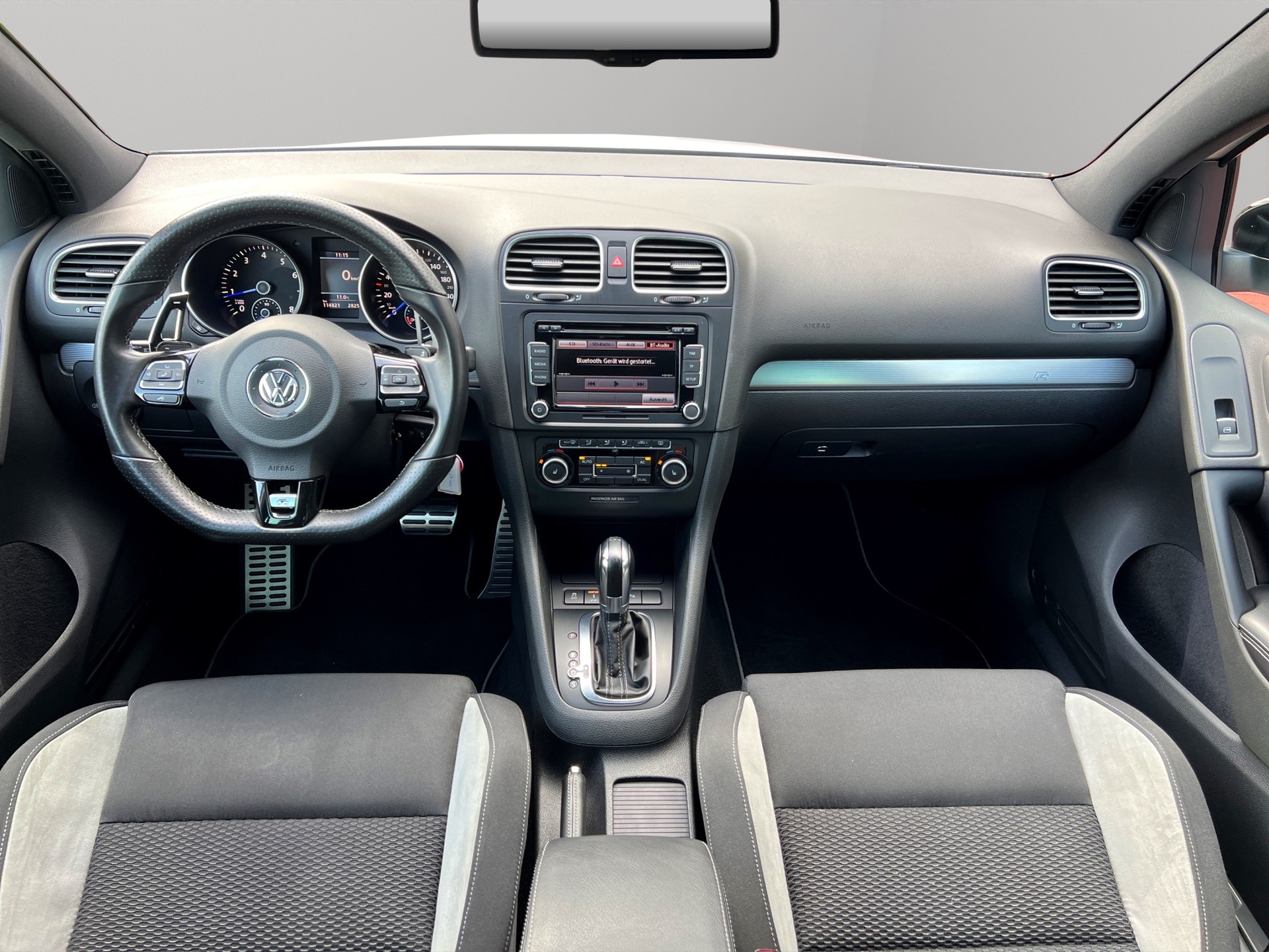 VW Golf 2.0 TSI R 4Motion DSG-image-13