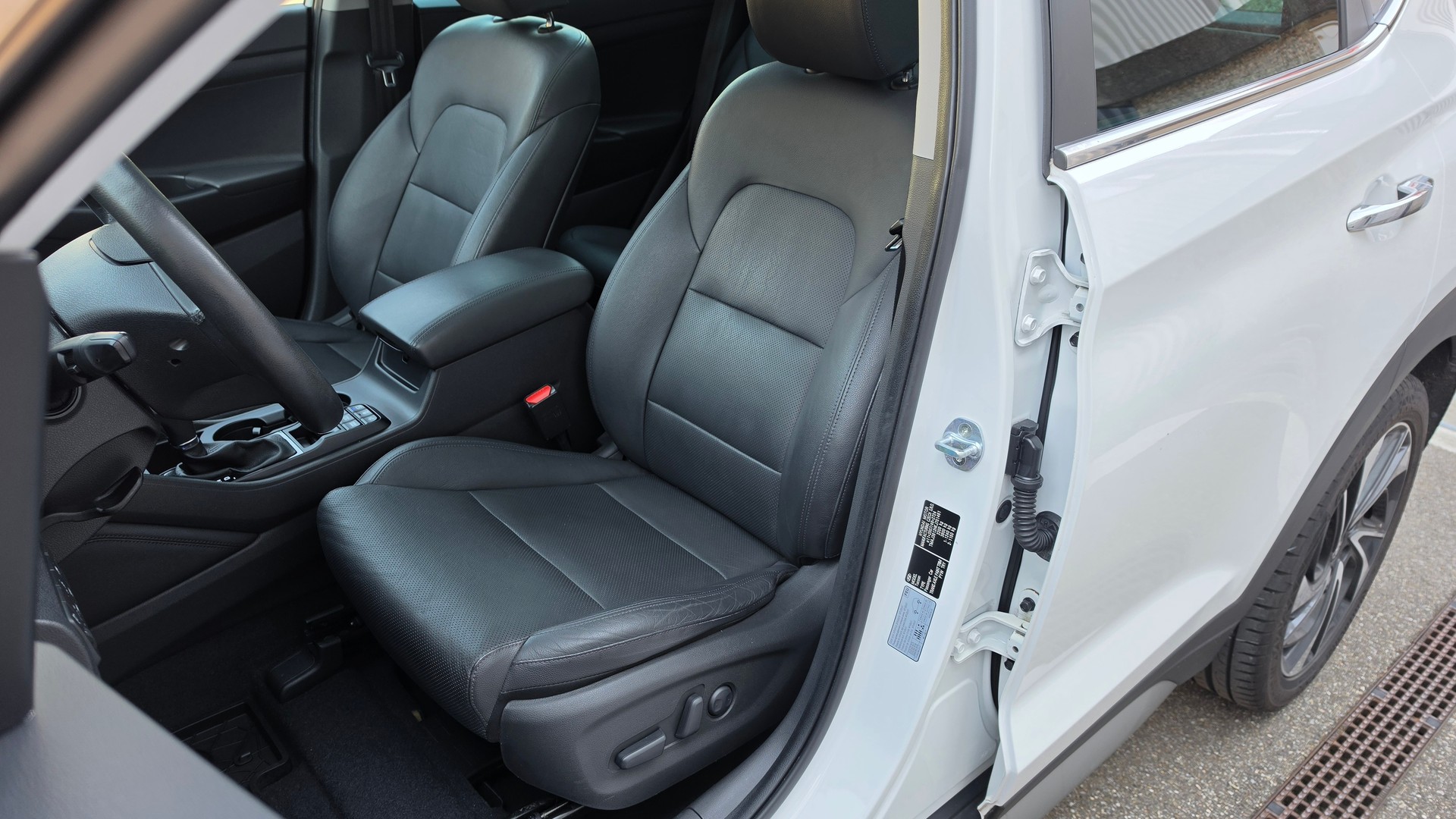 HYUNDAI Tucson 1.6 TGDI Vertex 4WD Automatic-image-12
