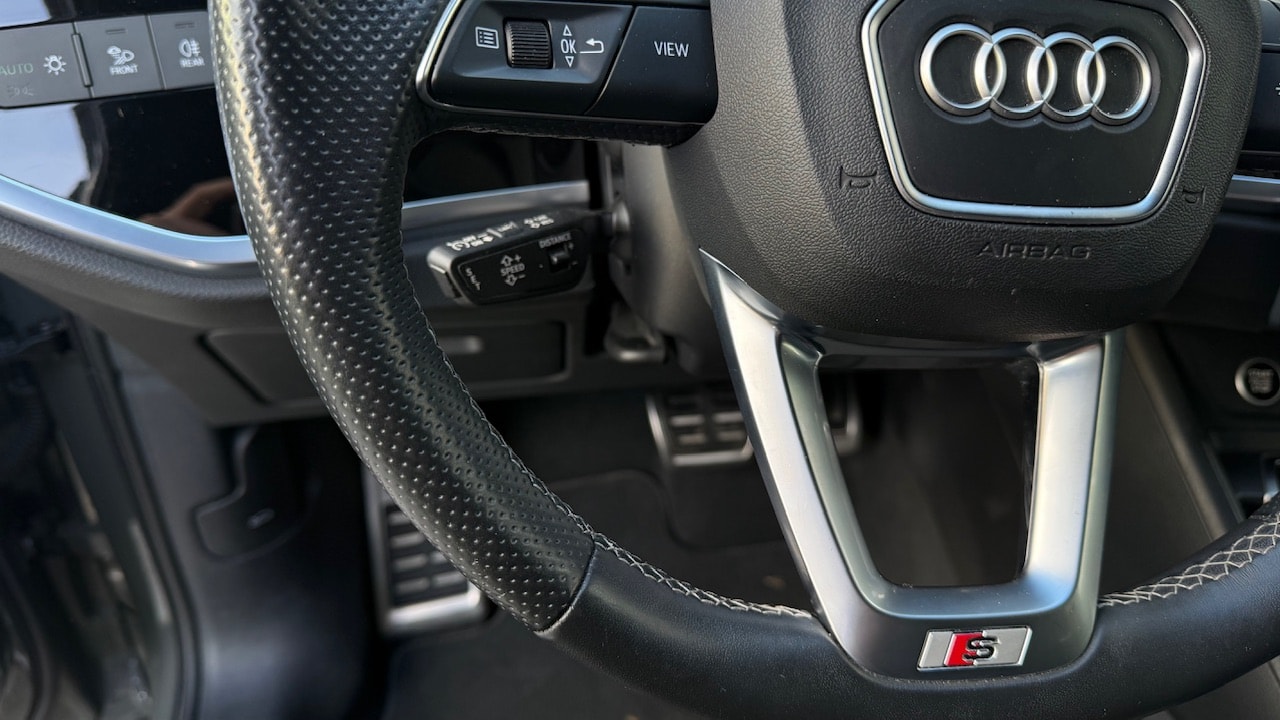 AUDI Q3 Sportback 35 TDI S line quattro S-tronic-image-7