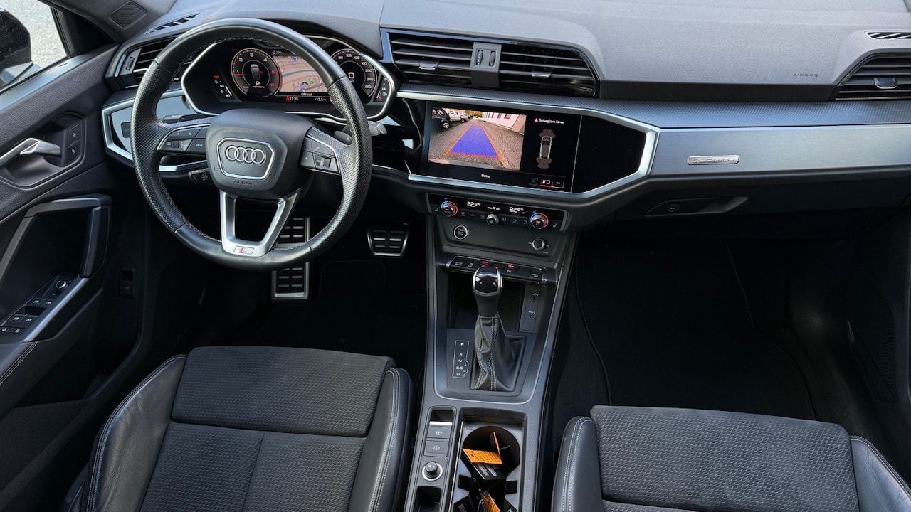 AUDI Q3 Sportback 35 TDI S line quattro S-tronic-image-11