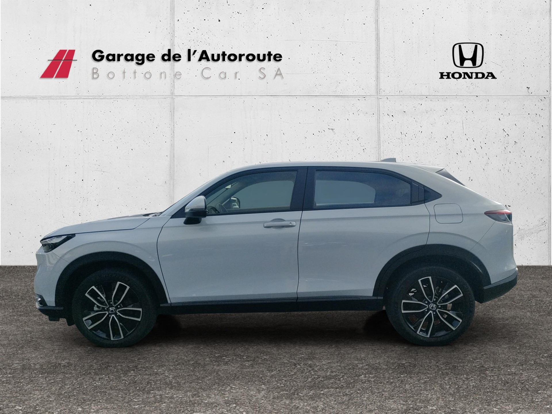 HONDA HR-V 1.5 i-MMD Advance-image-1