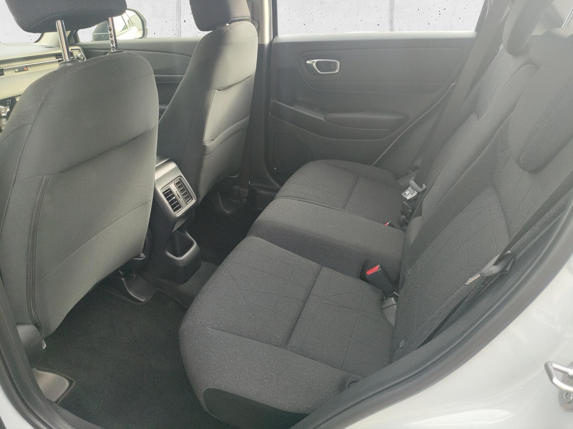 HONDA HR-V 1.5 i-MMD Advance-image-11