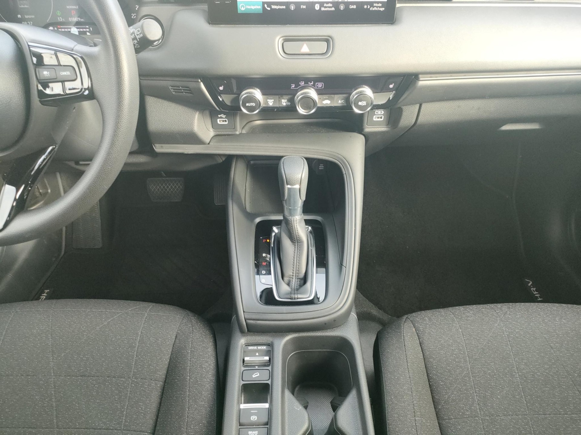 HONDA HR-V 1.5 i-MMD Advance-image-13