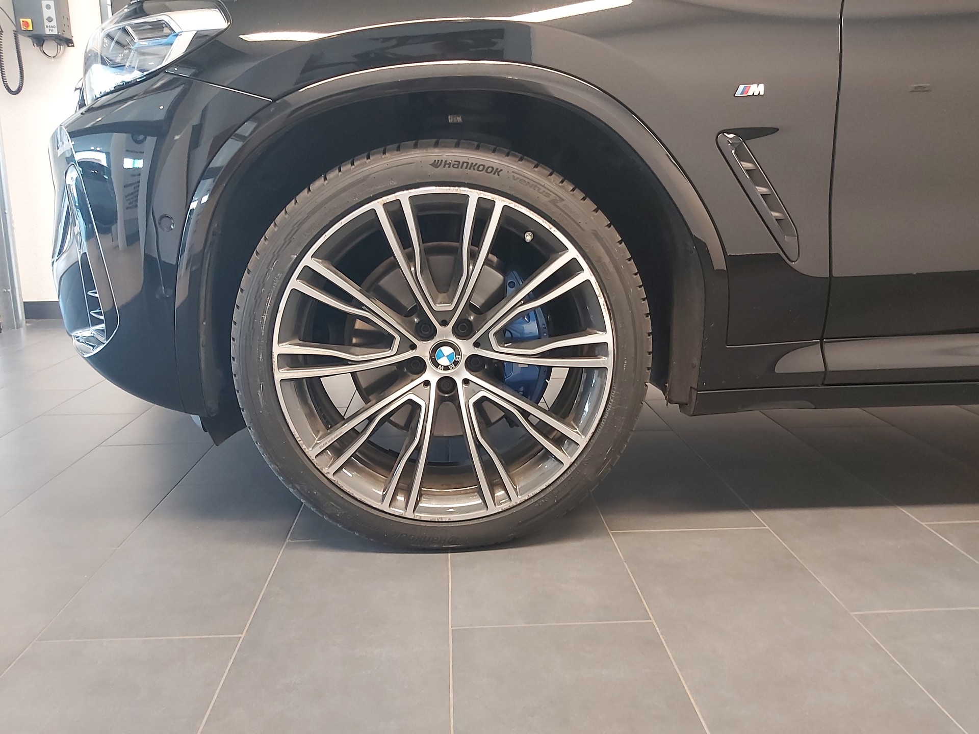 BMW X3 M40d-image-2