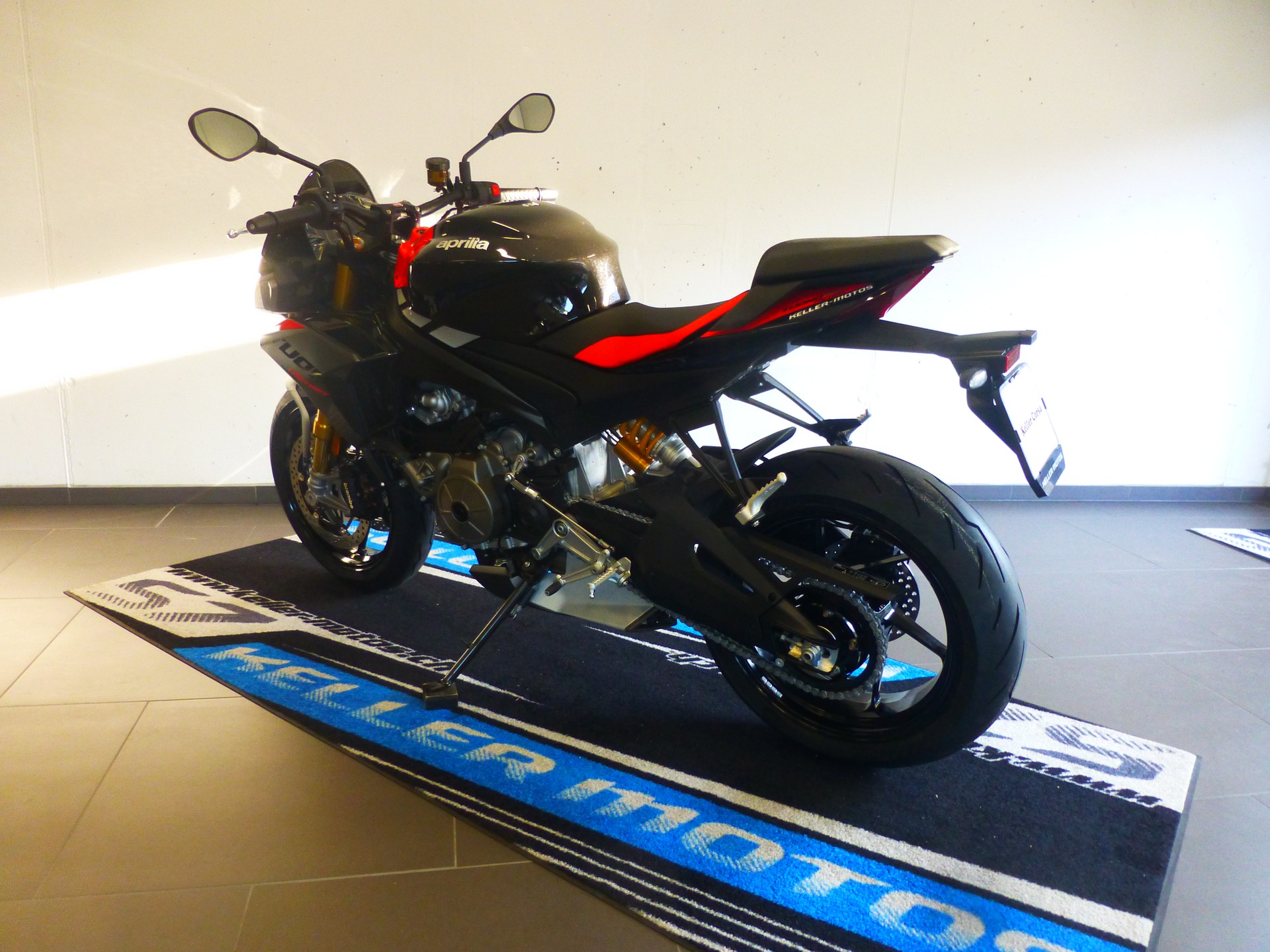 APRILIA Tuono 660 E5+ Factory (35kW)-showroom-element-3