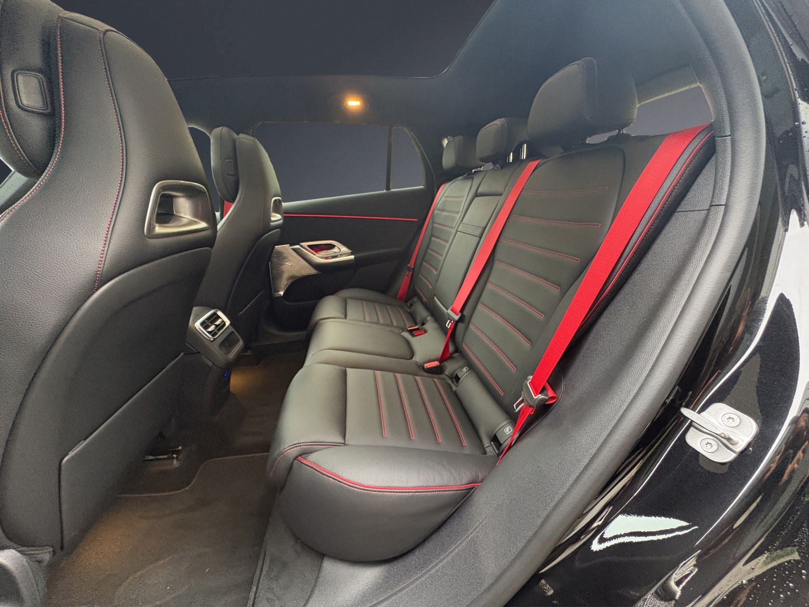 MERCEDES-BENZ GLC 400 4MATIC 94 kWh EQ-image-18