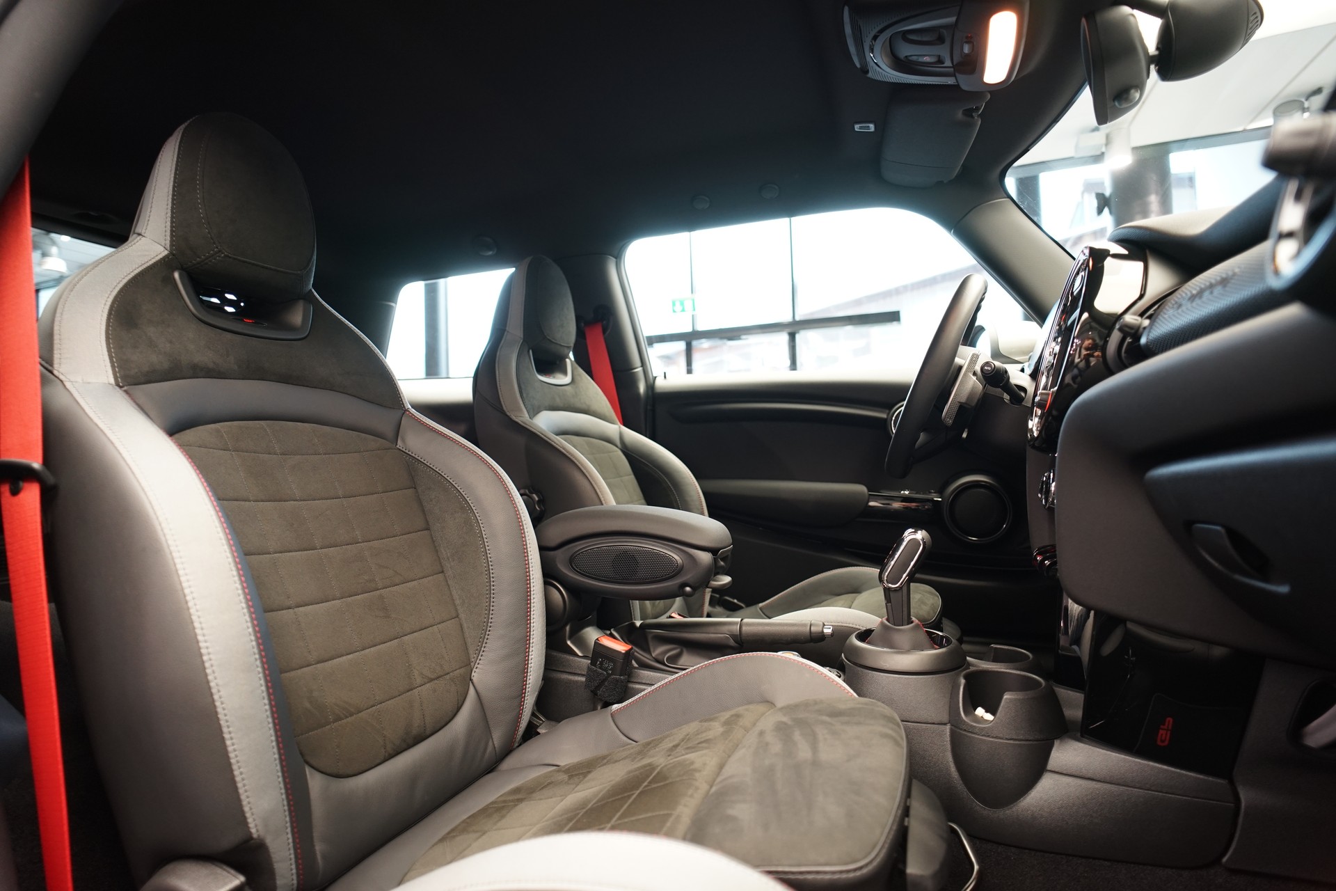 MINI Cooper John Cooper Works GP 3 Steptronic-image-15