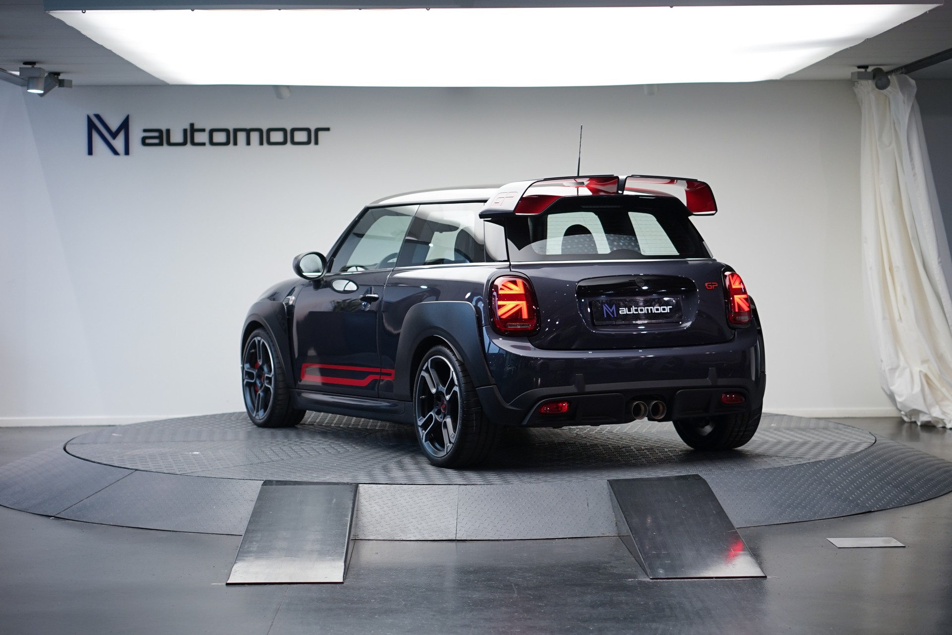 MINI Cooper John Cooper Works GP 3 Steptronic-image-6