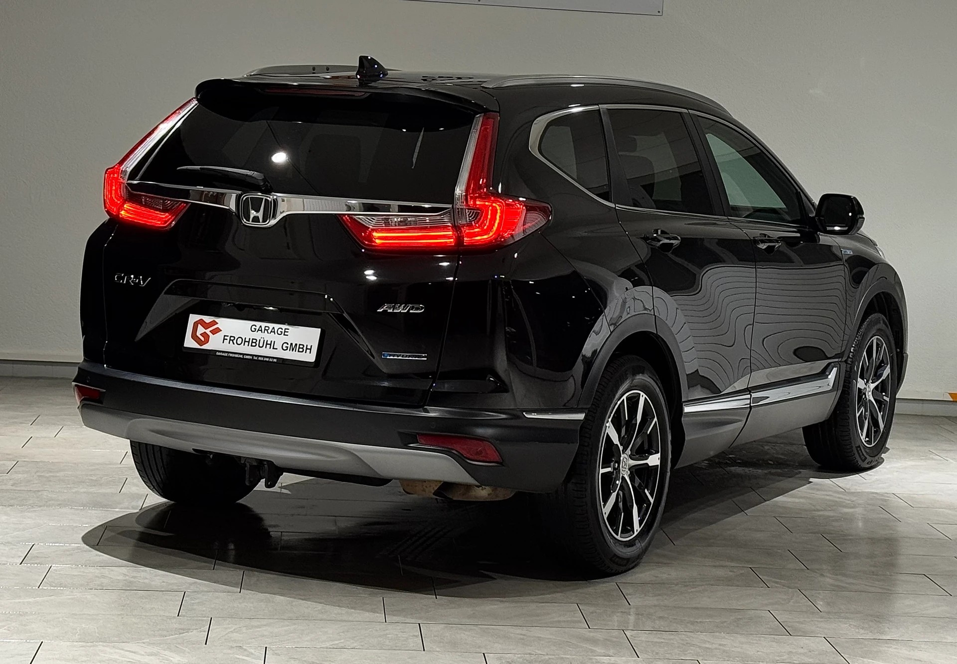 HONDA CR-V 2.0i MMD Hybrid Executive 4WD Automatic-image-3