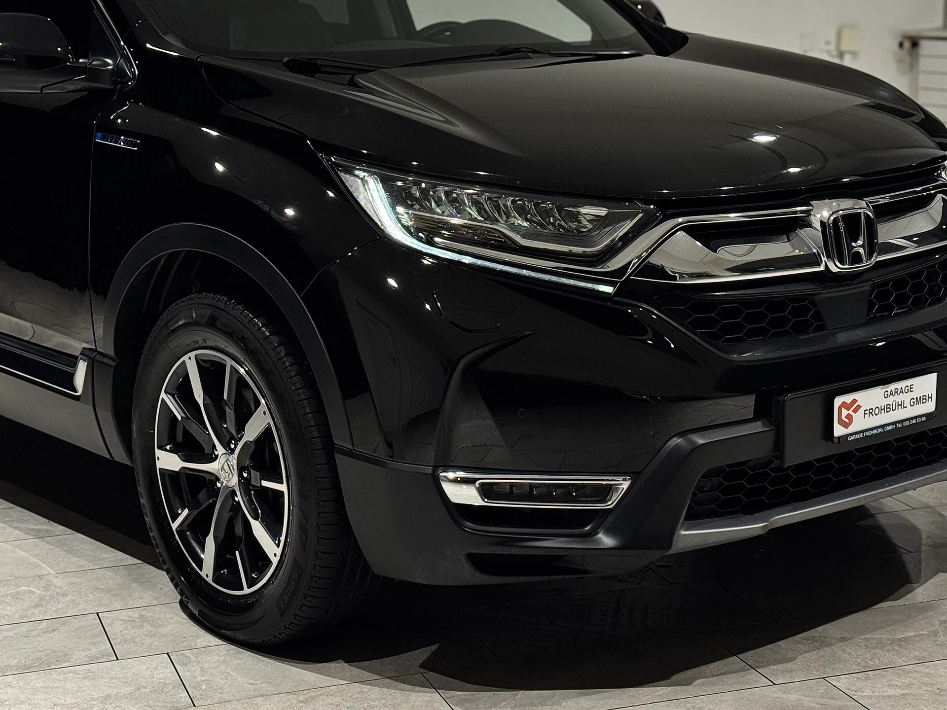 HONDA CR-V 2.0i MMD Hybrid Executive 4WD Automatic-image-6
