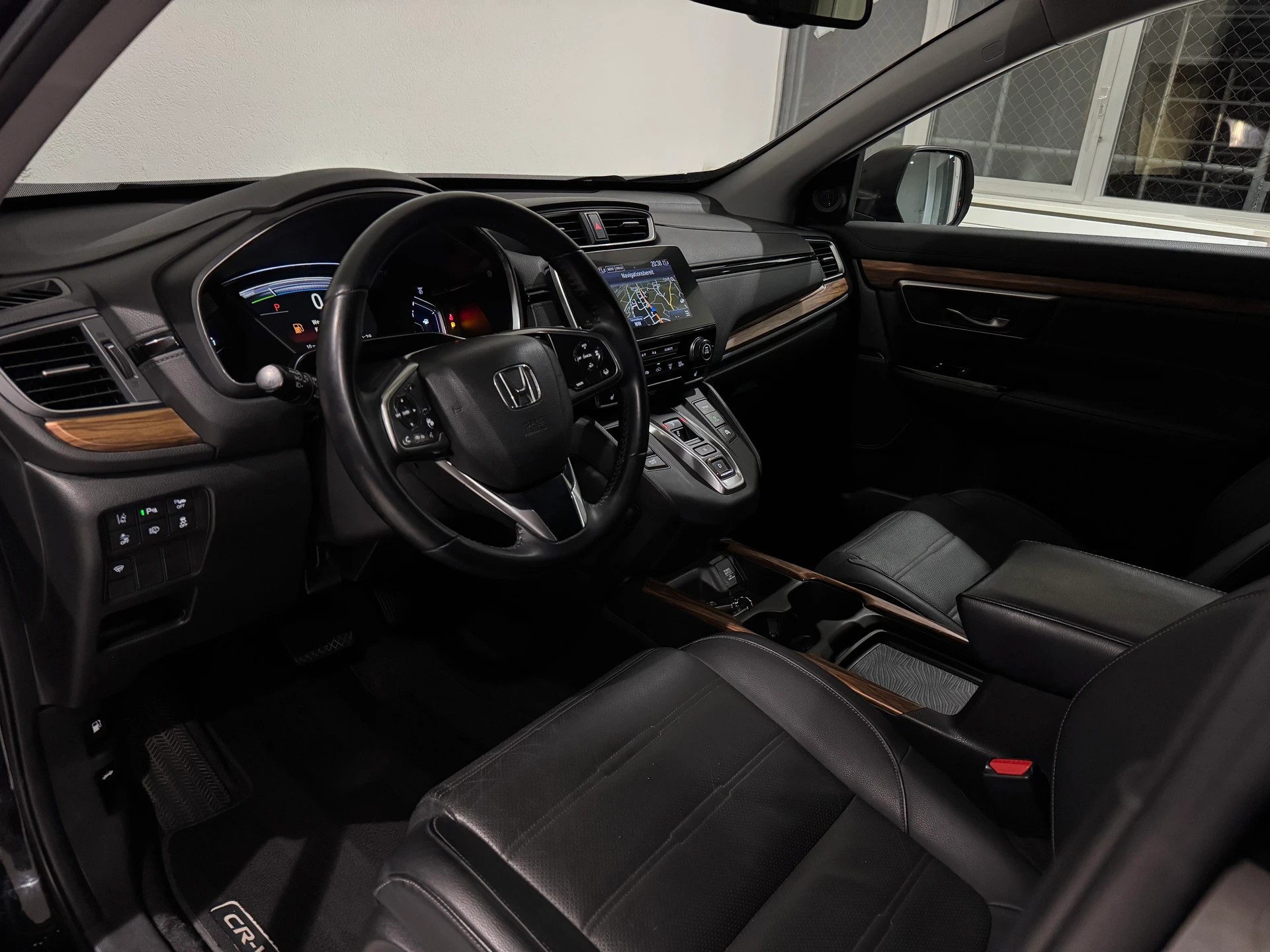 HONDA CR-V 2.0i MMD Hybrid Executive 4WD Automatic-image-8