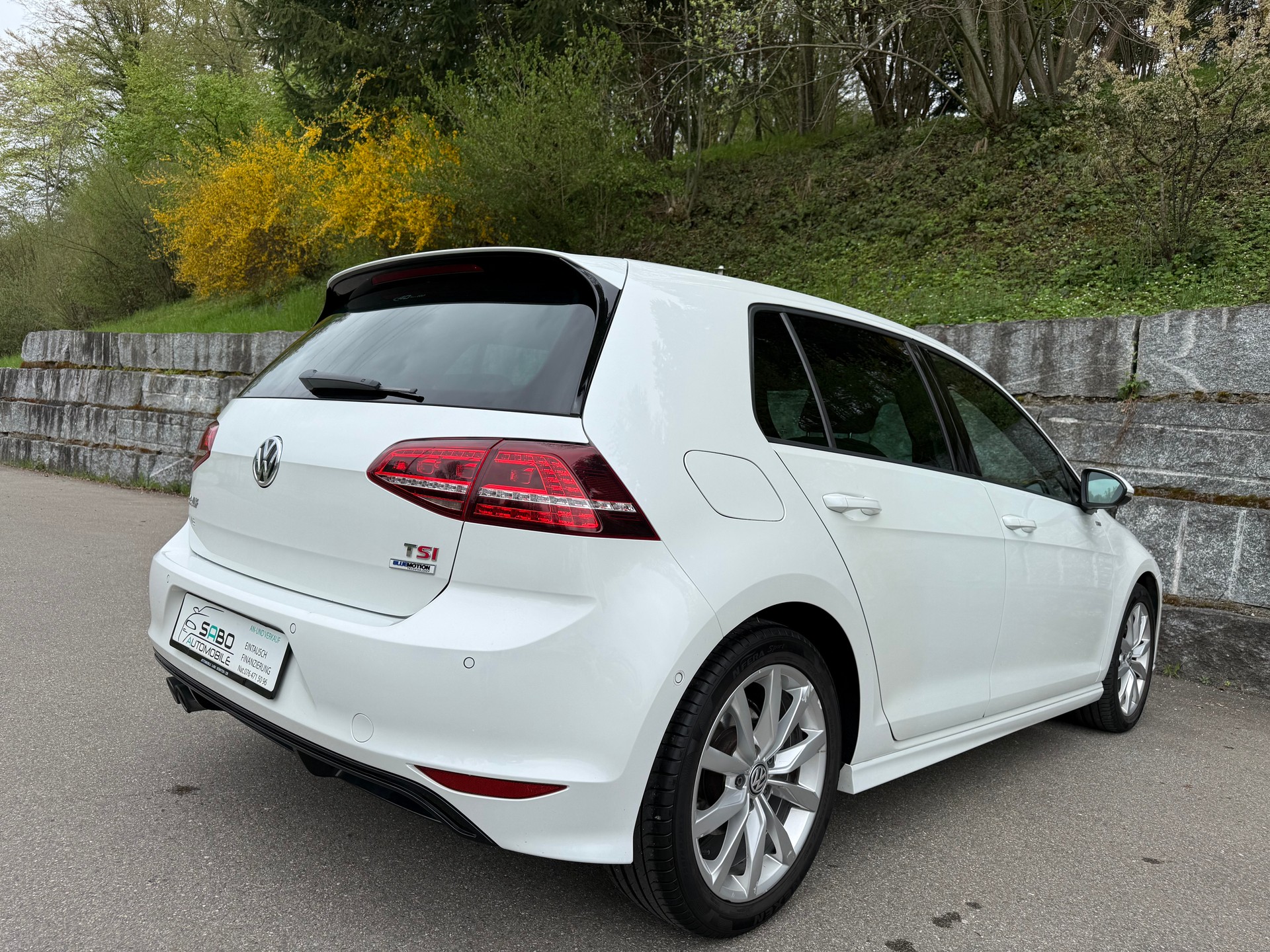 VW Golf 1.4 TSI Cup R-Line-image-2