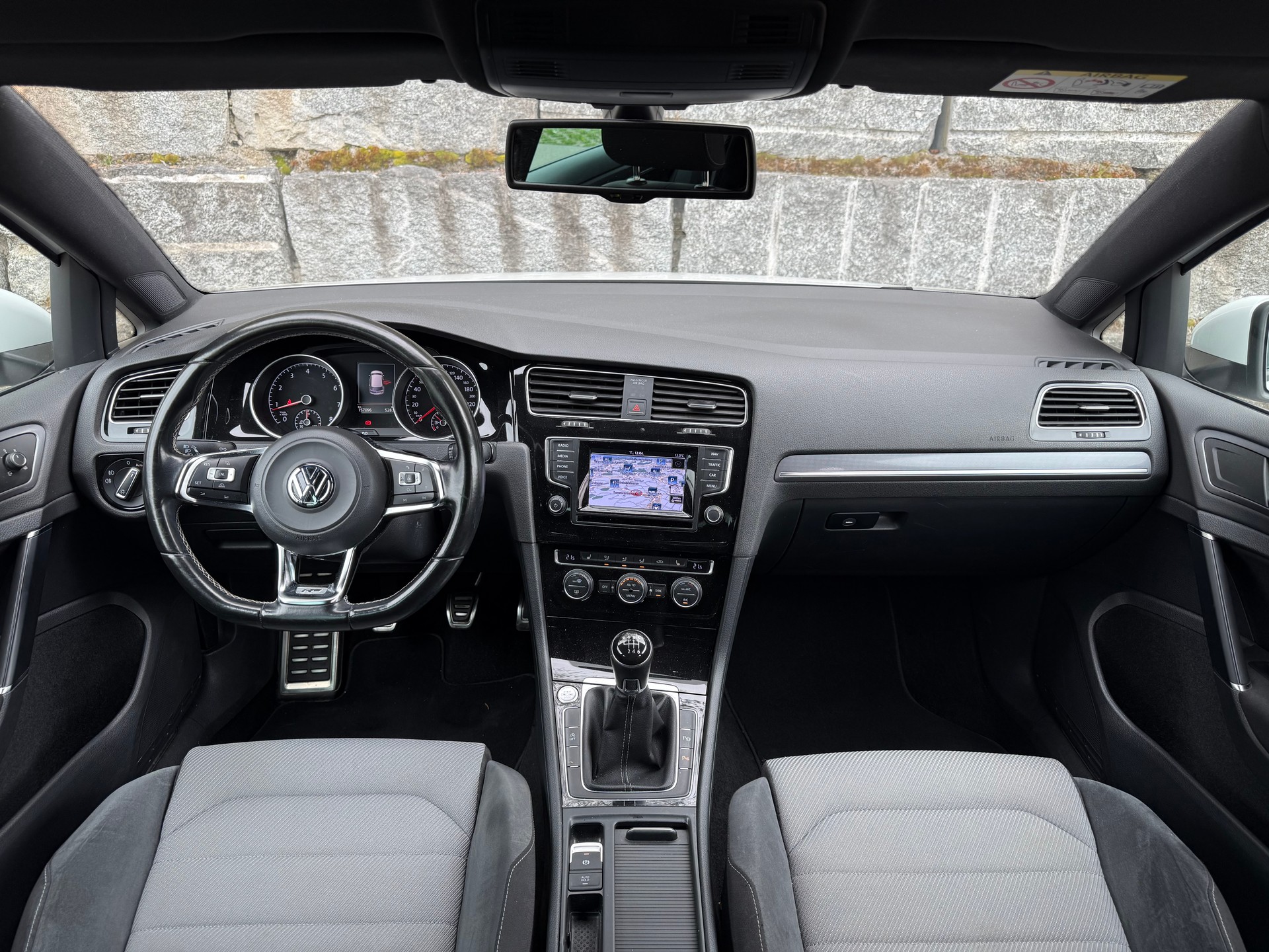 VW Golf 1.4 TSI Cup R-Line-image-4